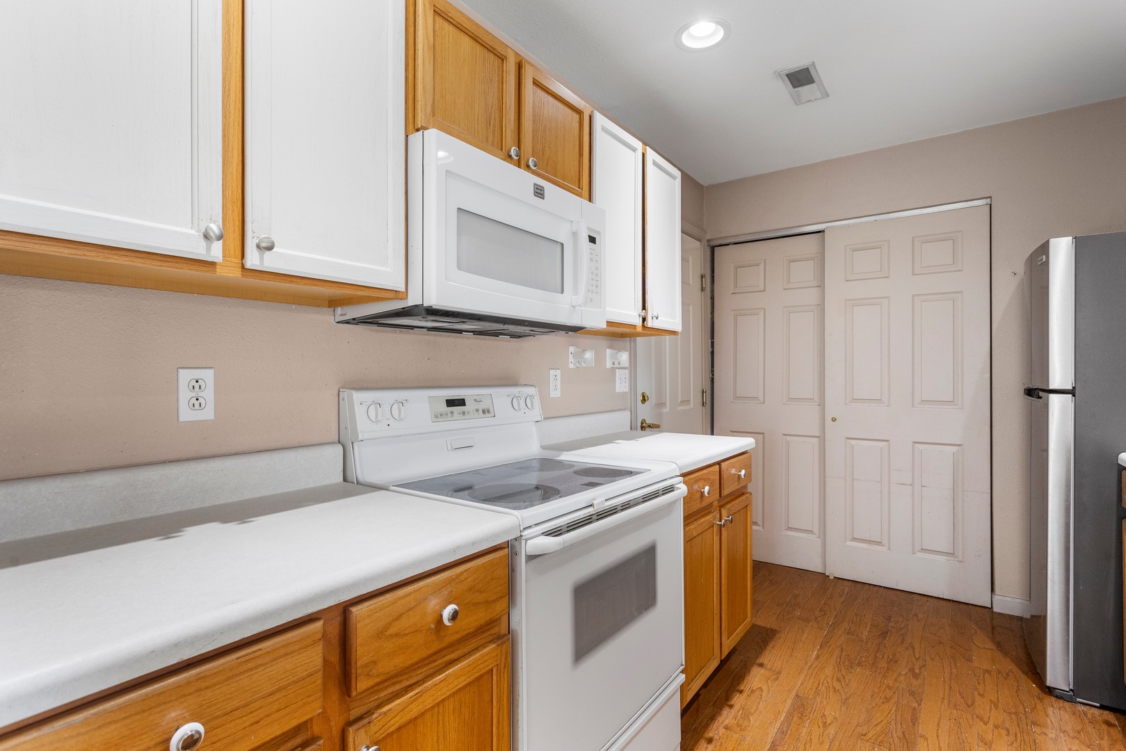 2406 Windward Boulevard 205 Property Photo 21