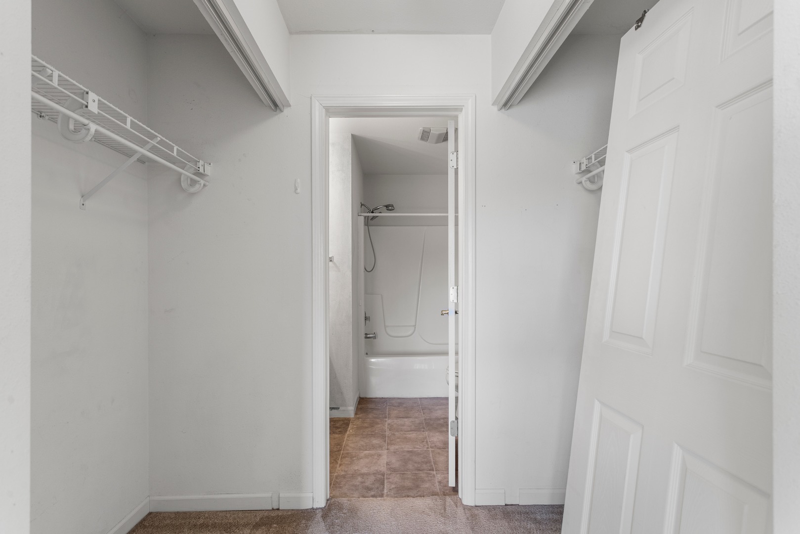 2406 Windward Boulevard 205 Property Photo 27