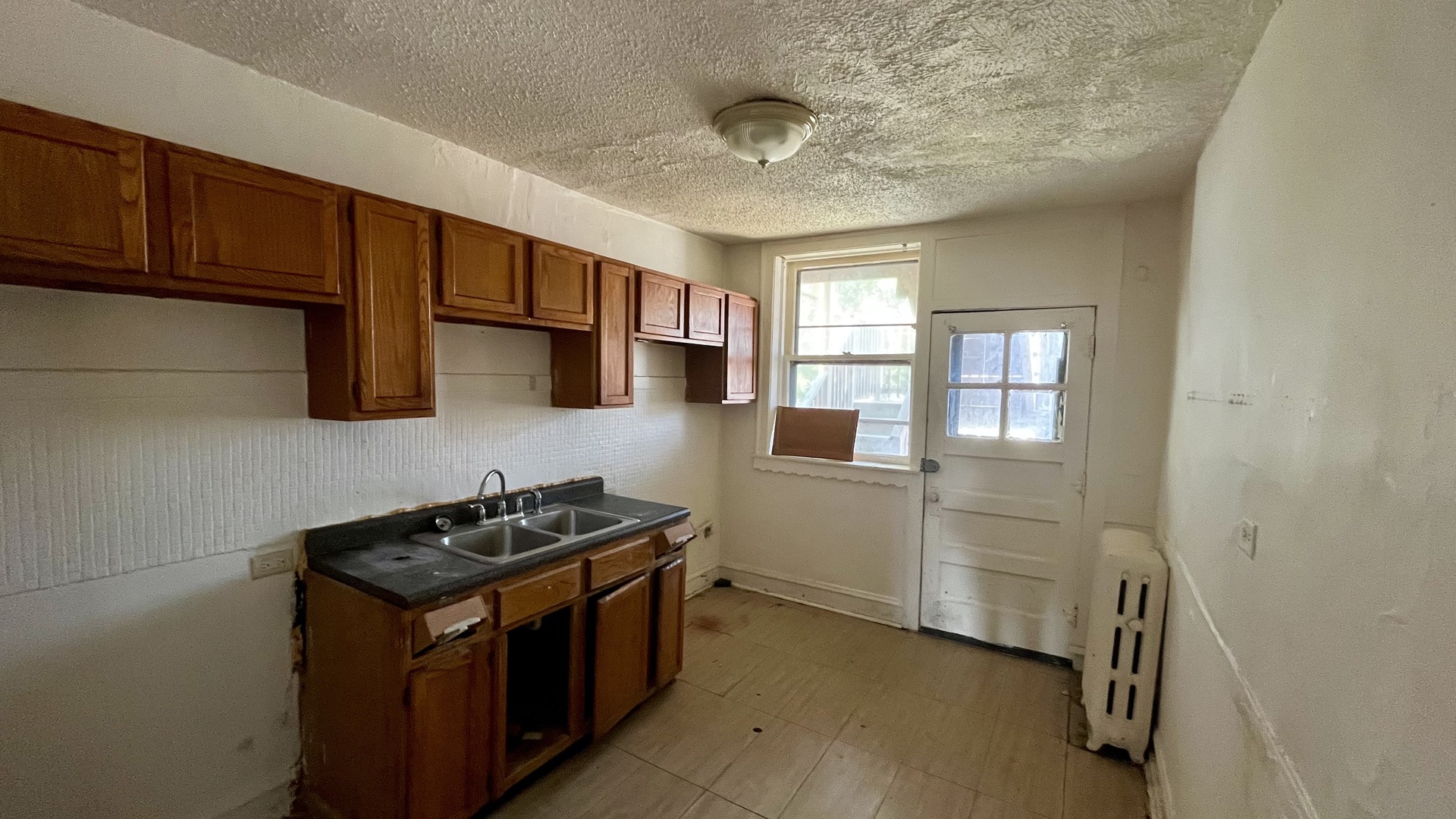 5316 W North Avenue Property Photo 8
