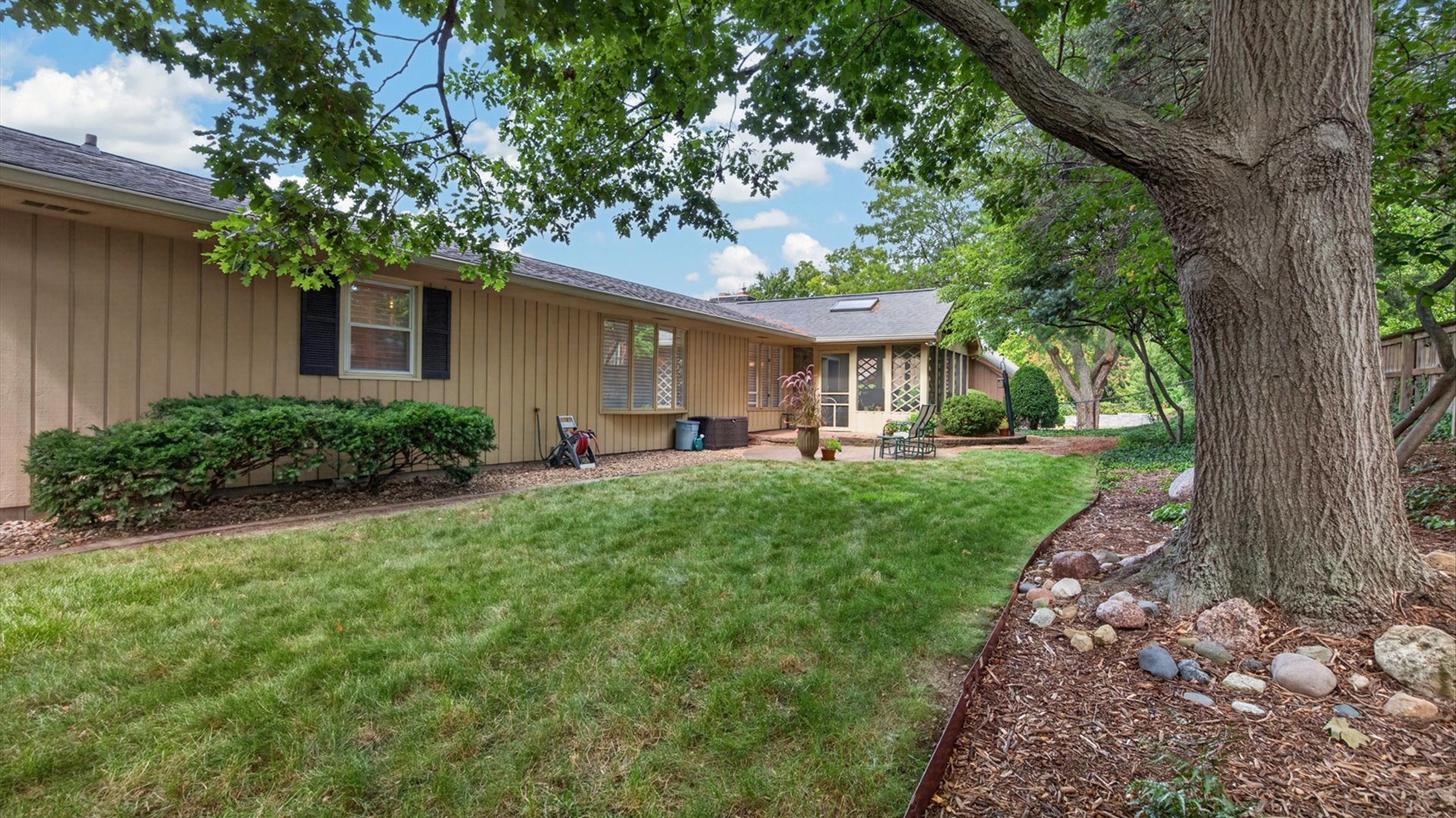 224 Fleetwood Drive Property Photo 41