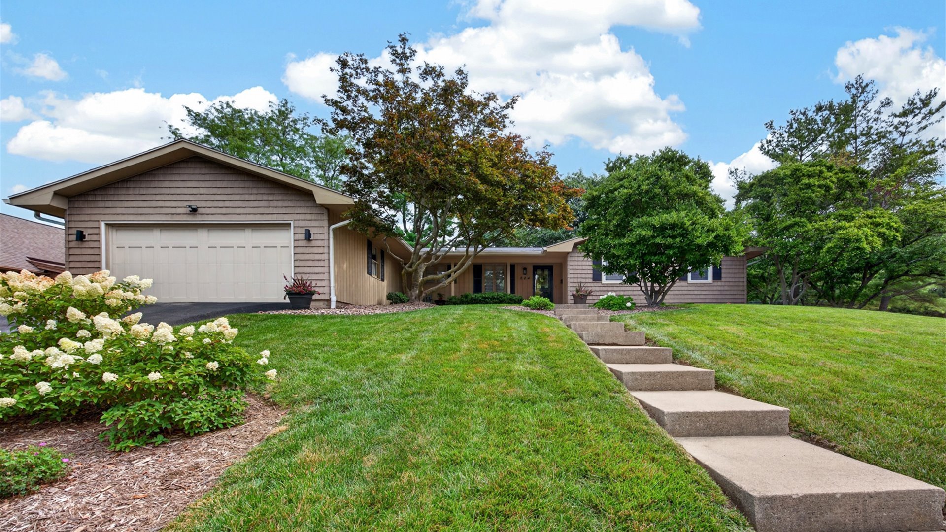 224 Fleetwood Drive Property Photo 47