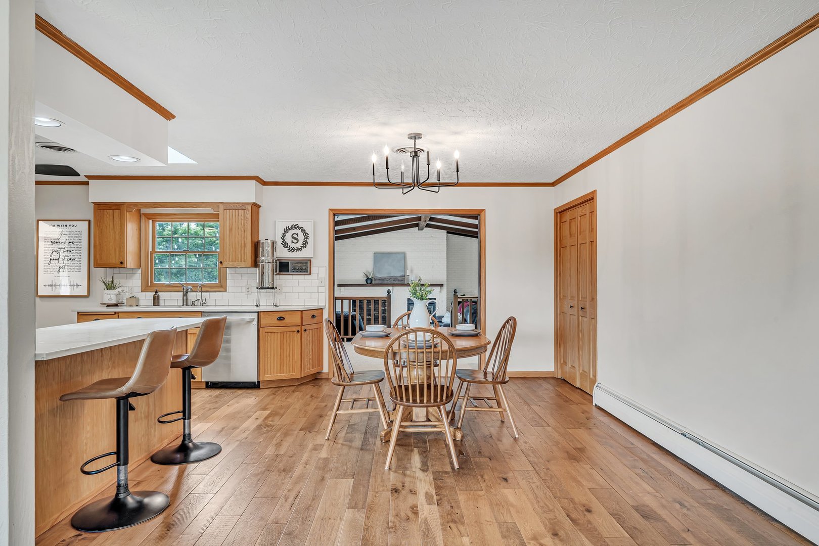 6912 106th Avenue Property Photo 5