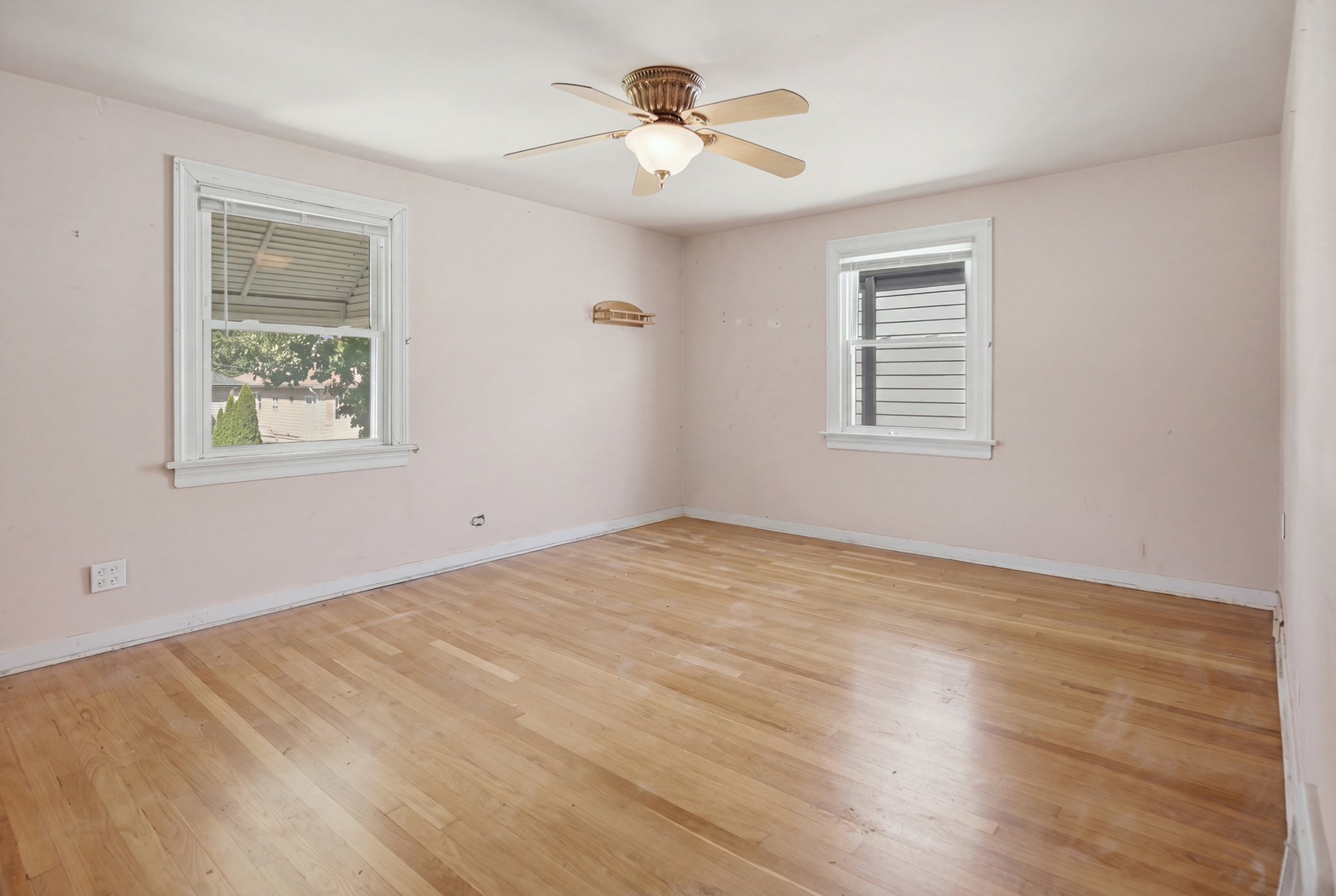 3937 Clinton Avenue Property Photo 18