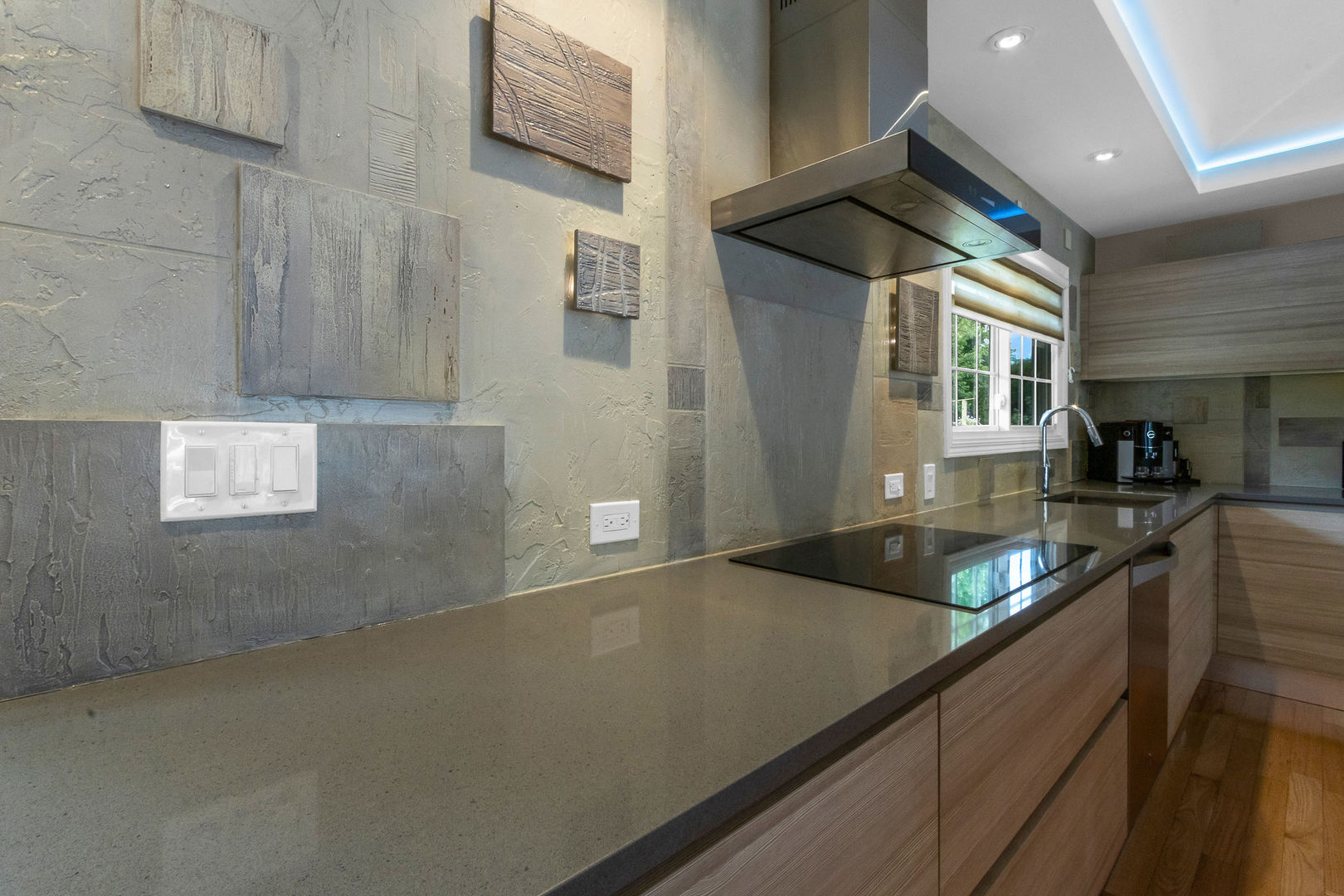 17w544 Sutton Place Property Photo 12