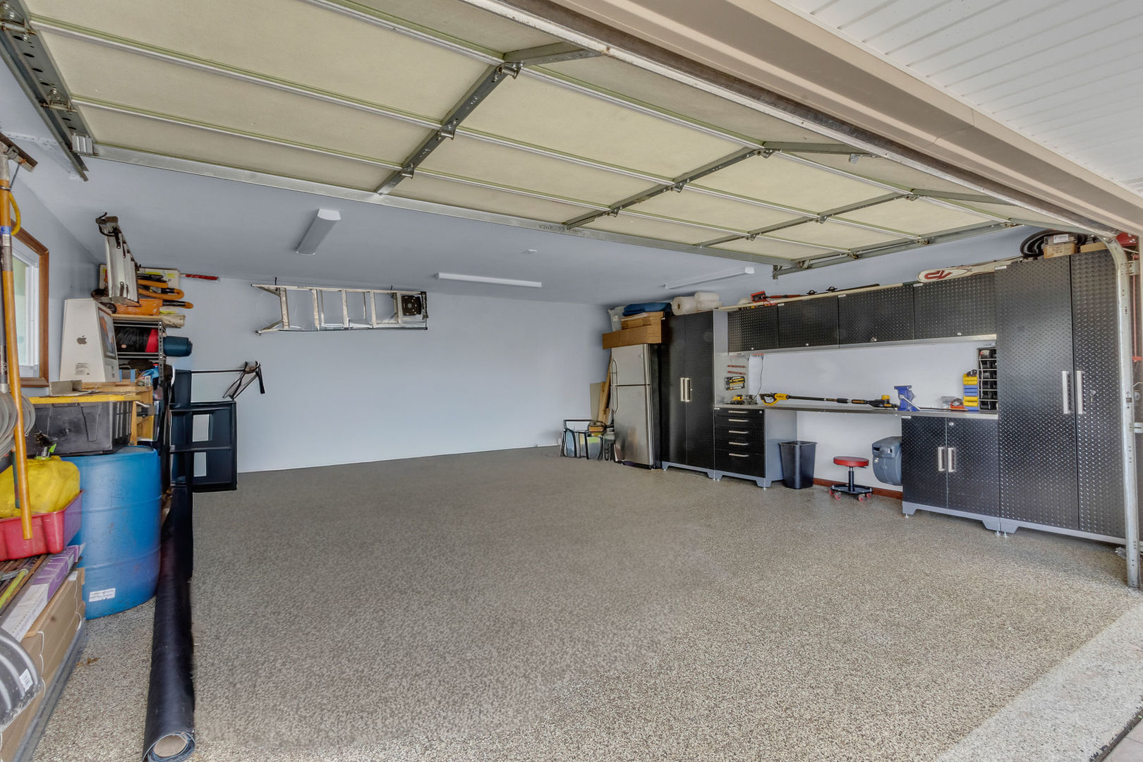 17w544 Sutton Place Property Photo 28
