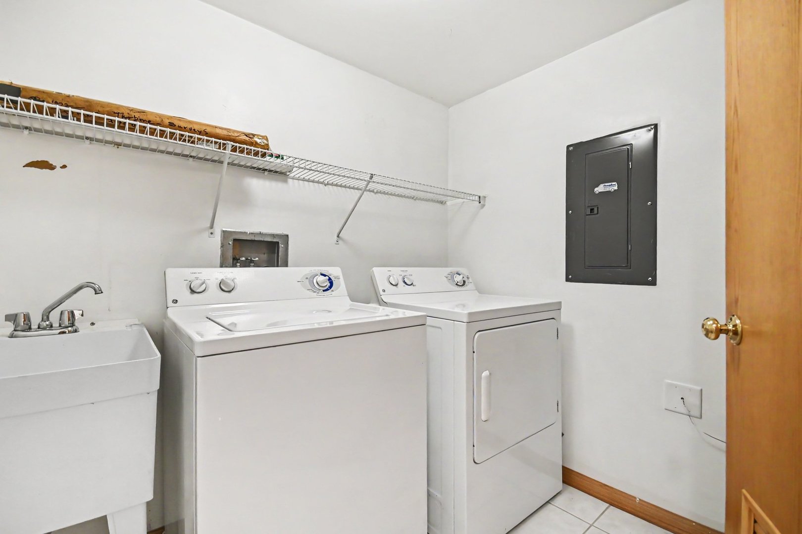 8650 Laporte Avenue 1b Property Photo 11