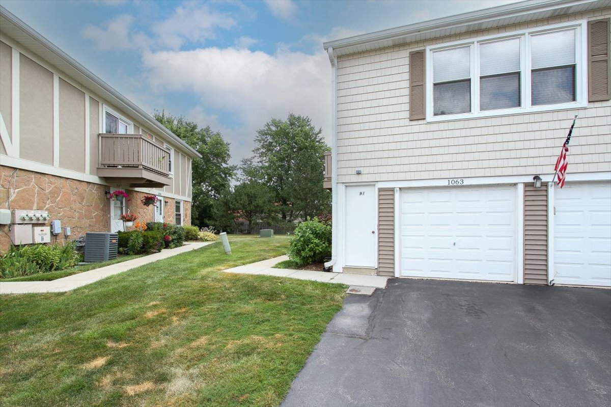 1063 Hampton Harbor 1063 Property Photo 2