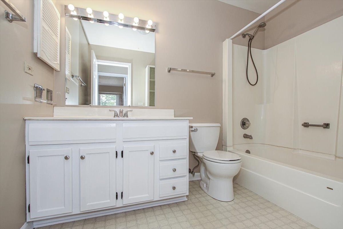 1063 Hampton Harbor 1063 Property Photo 18