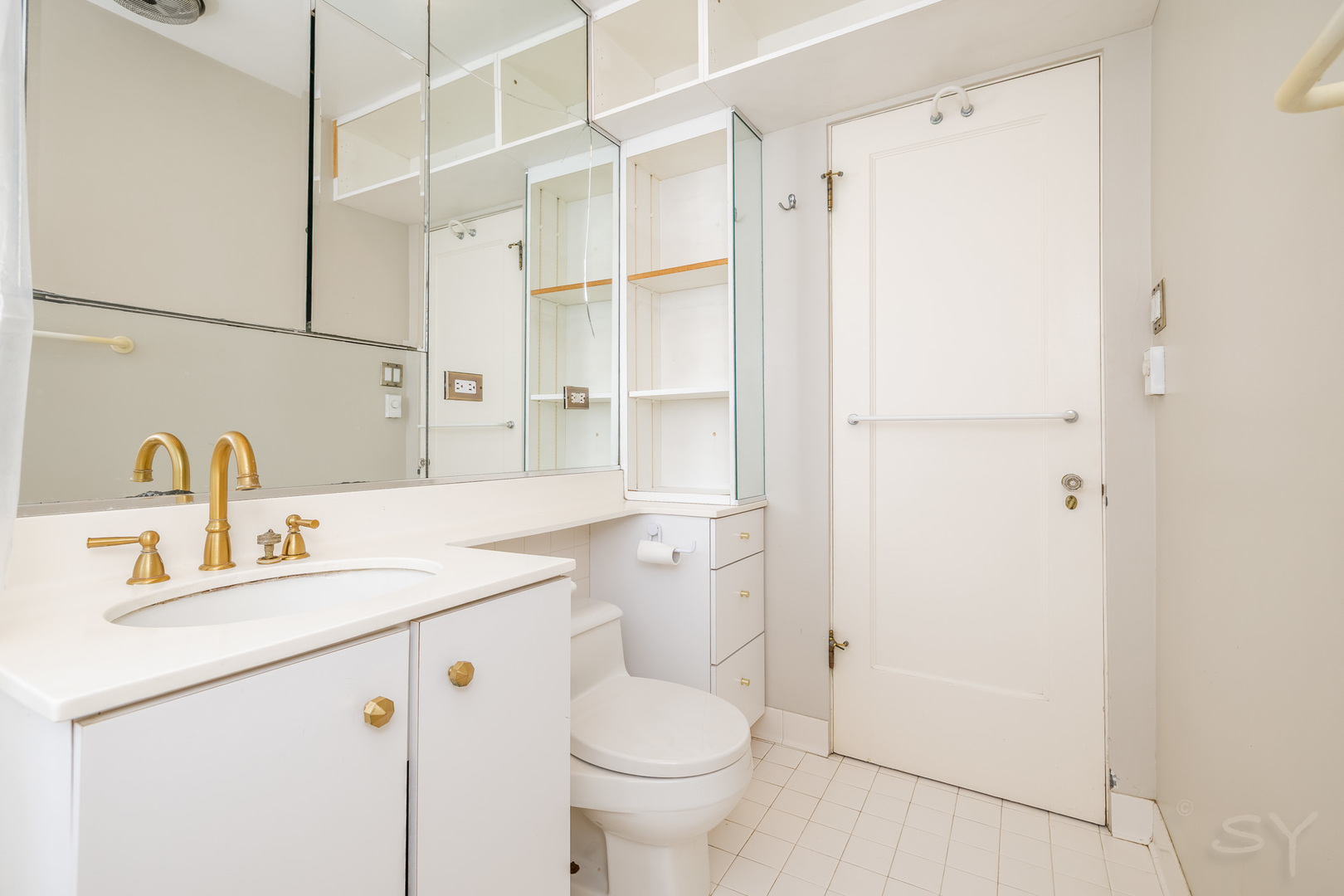3520 N Lake Shore Drive 3k Property Photo 17