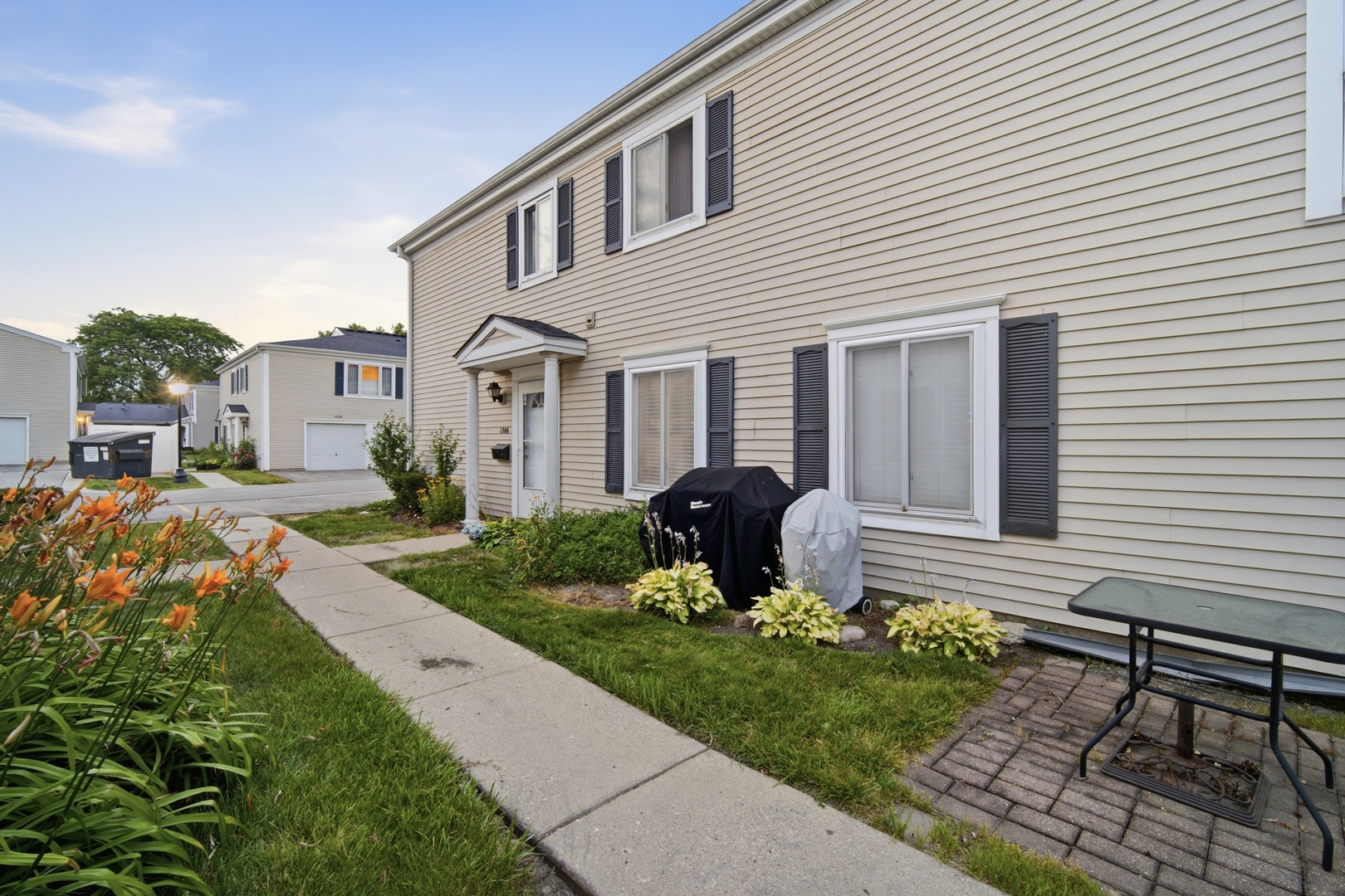 1306 Cove Drive 229D Property Photo 1