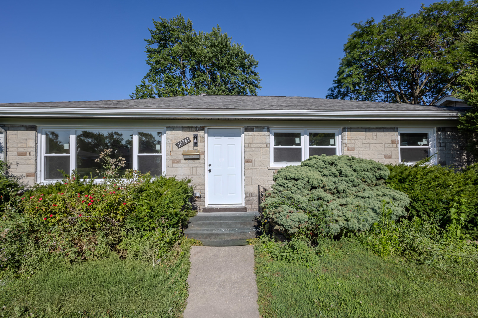 10741 Mason Avenue Property Photo 1