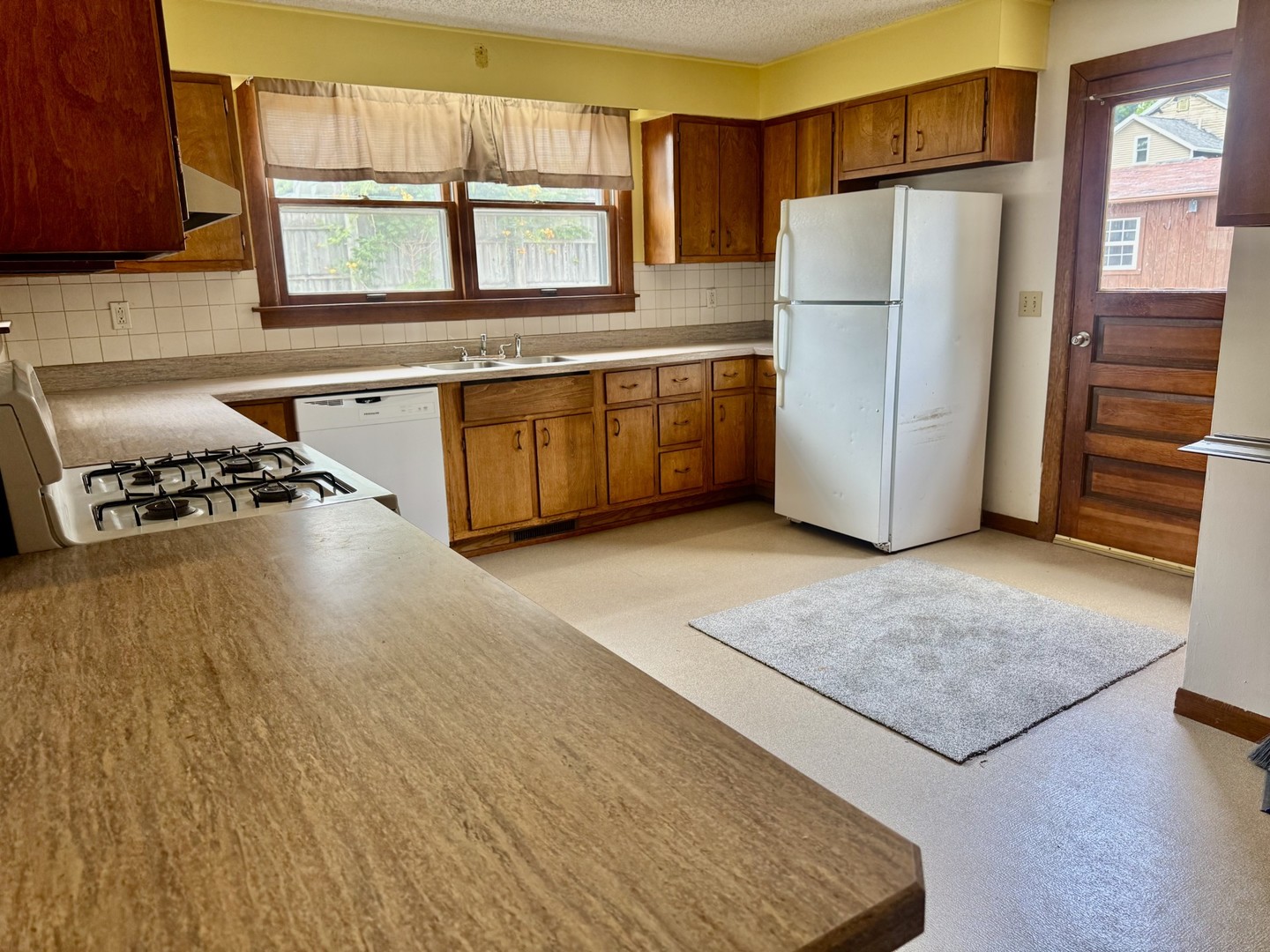 1521 1st Street Property Photo 5
