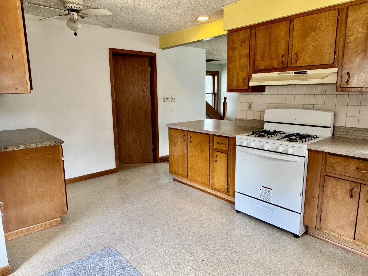 1521 1st Street Property Photo 8