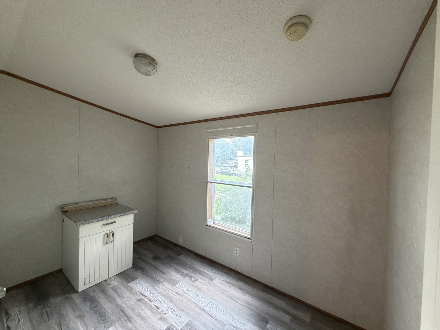 16 W Wasson Road 19 Property Photo 5
