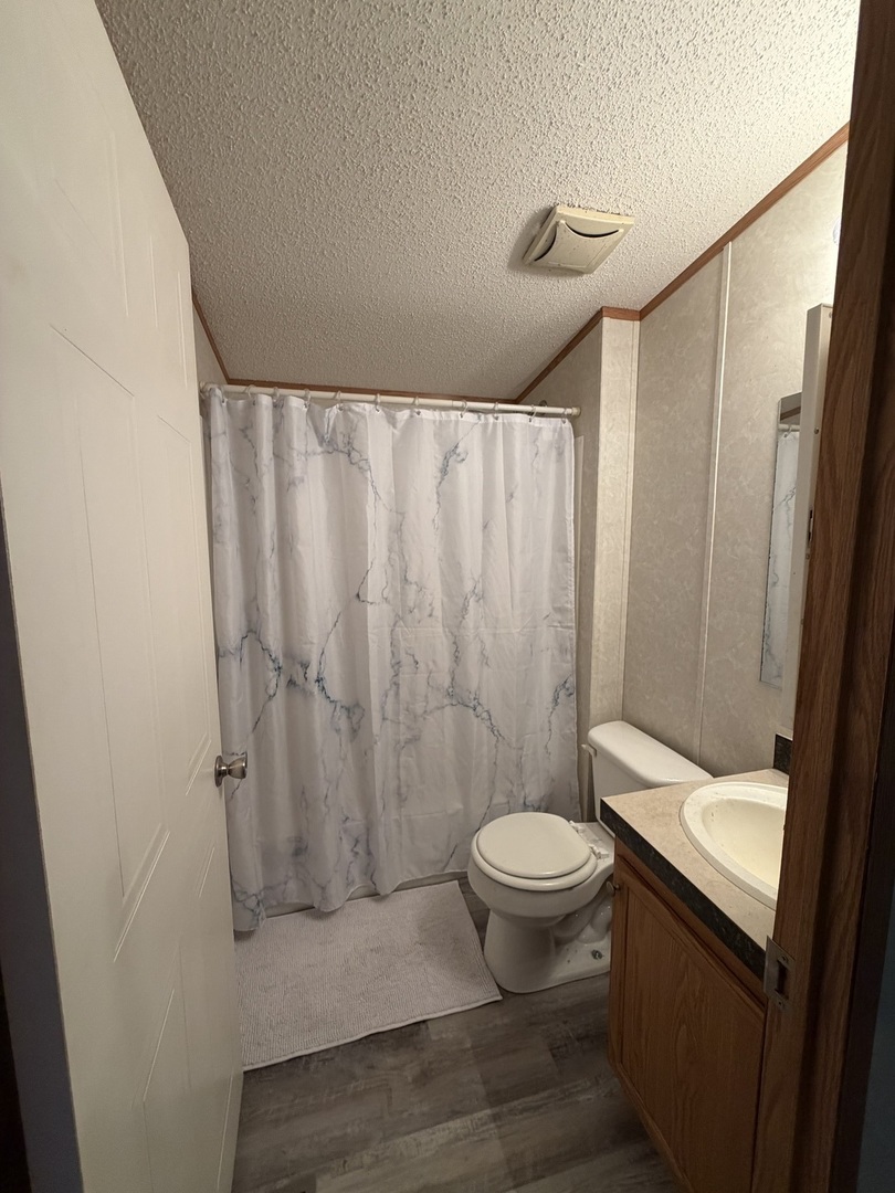 16 W Wasson Road 19 Property Photo 7