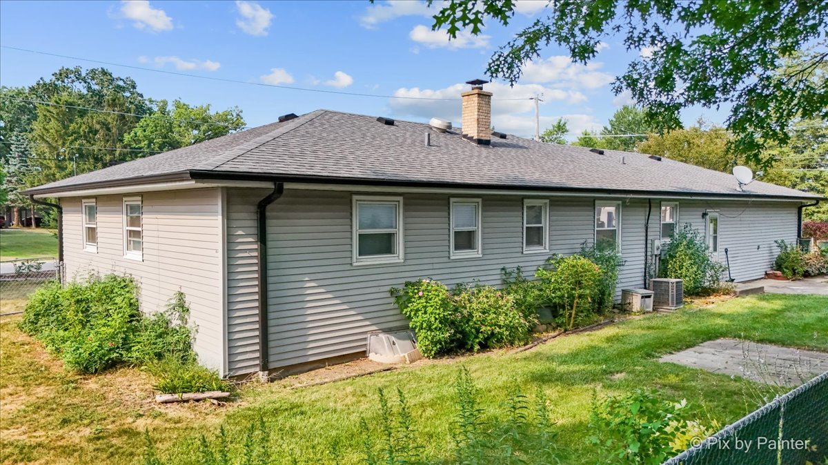 3717 Grandmore Avenue Property Photo 3