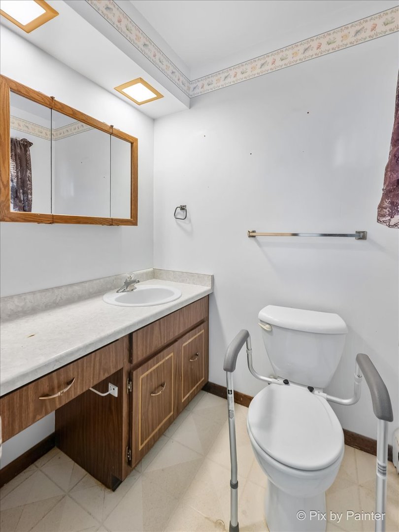 3717 Grandmore Avenue Property Photo 23
