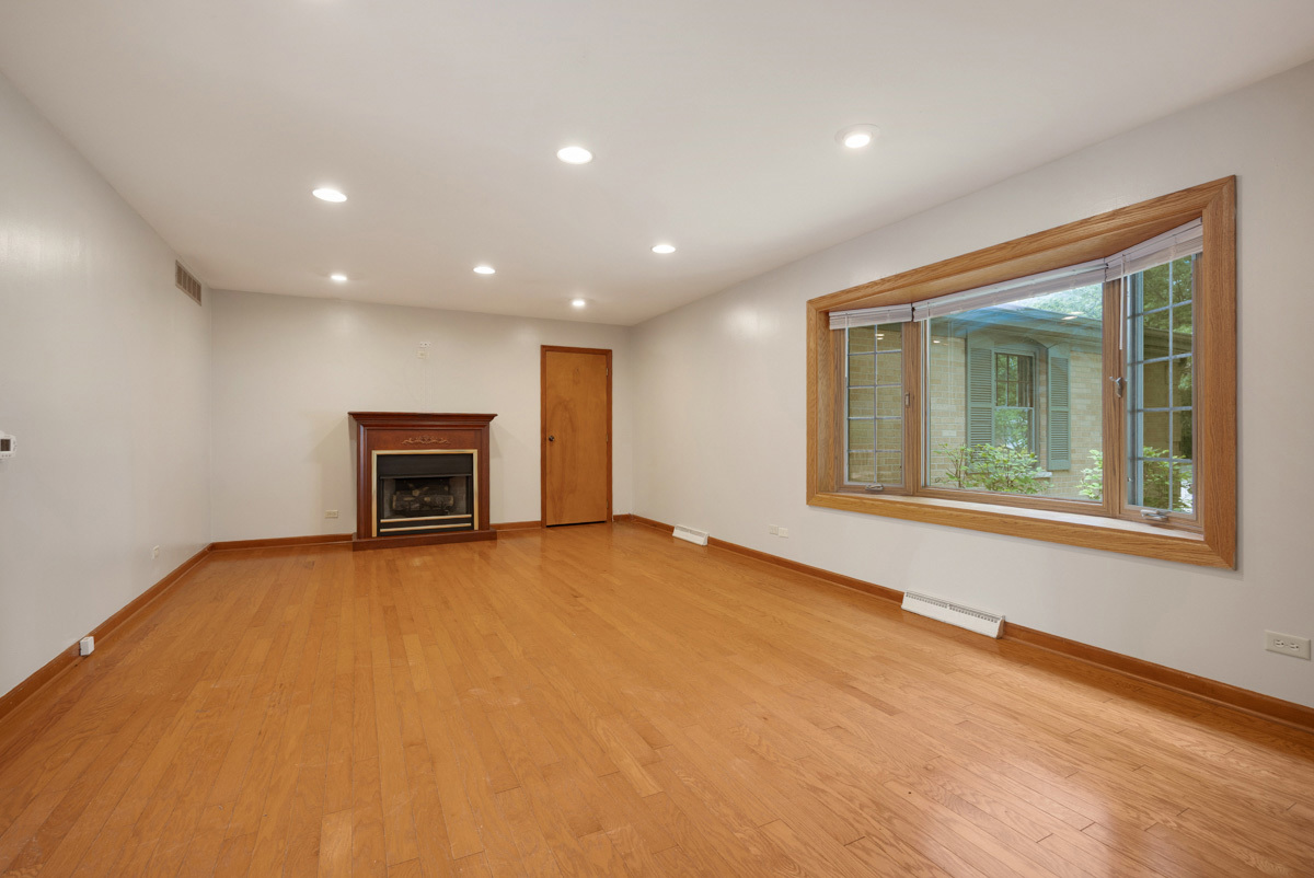 1441 Maple Lane Property Photo 6