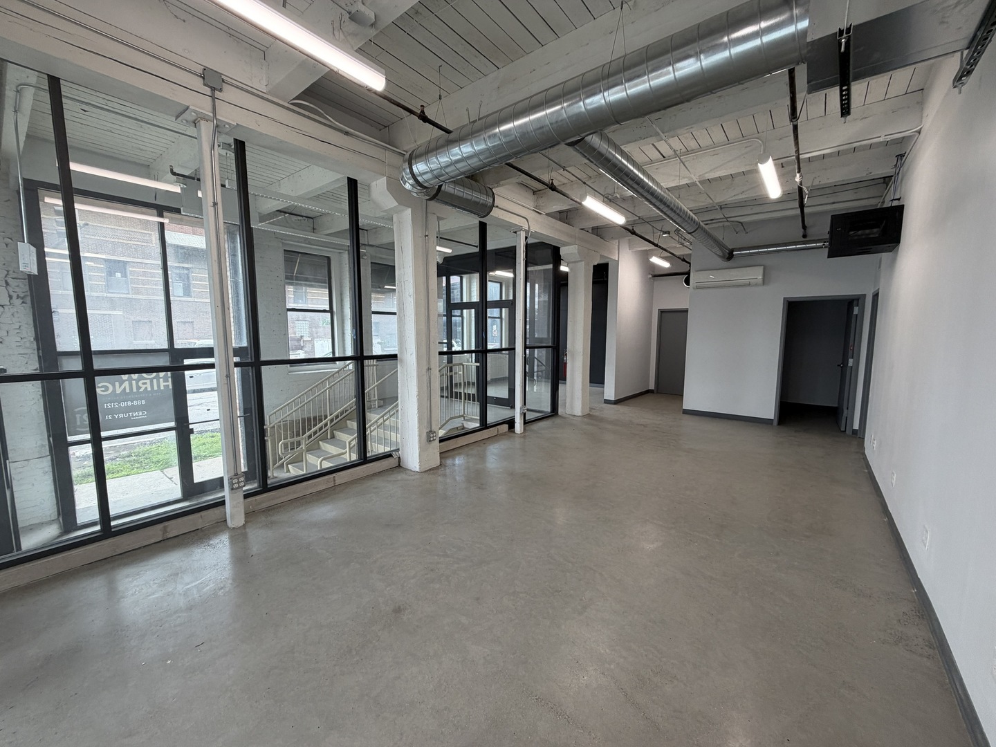 2201 S Halsted Street Property Photo 3
