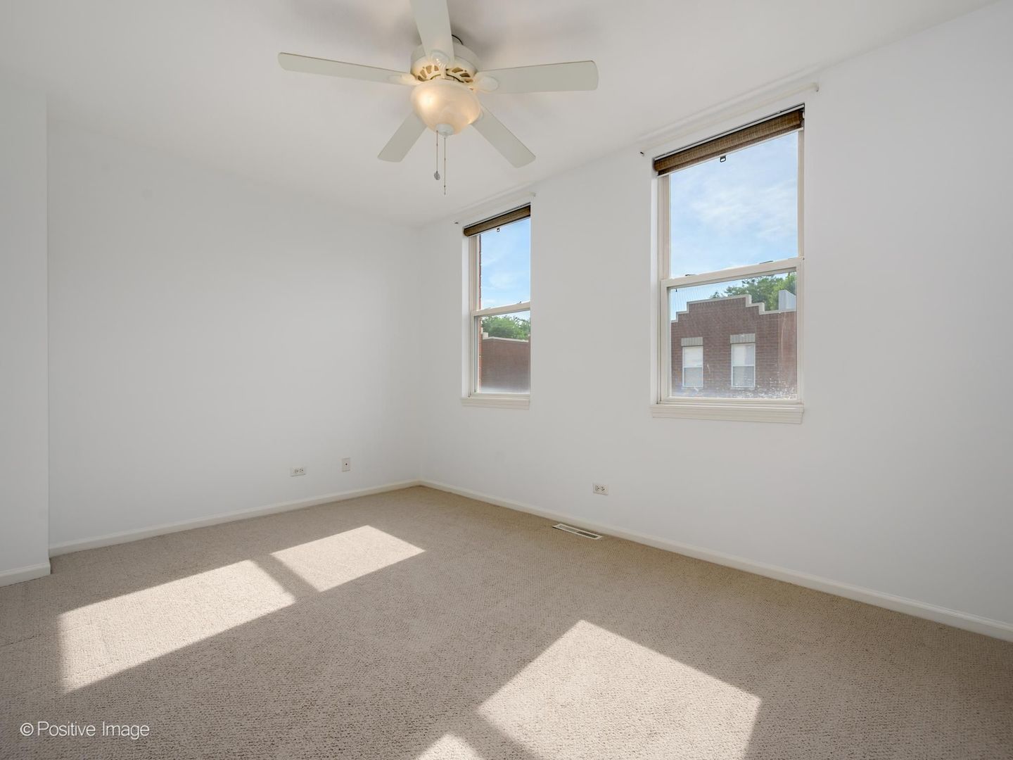 3643 W Cornelia Avenue B Property Photo 15