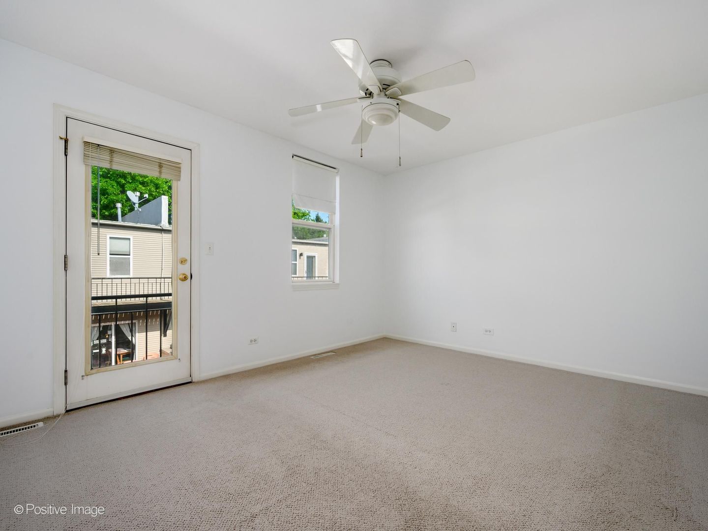 3643 W Cornelia Avenue B Property Photo 17