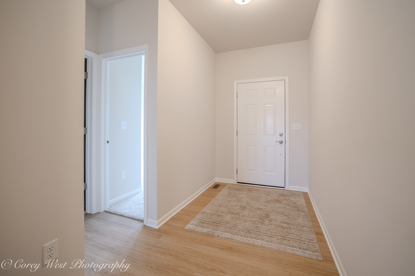 347 N Aspen Drive Property Photo 7