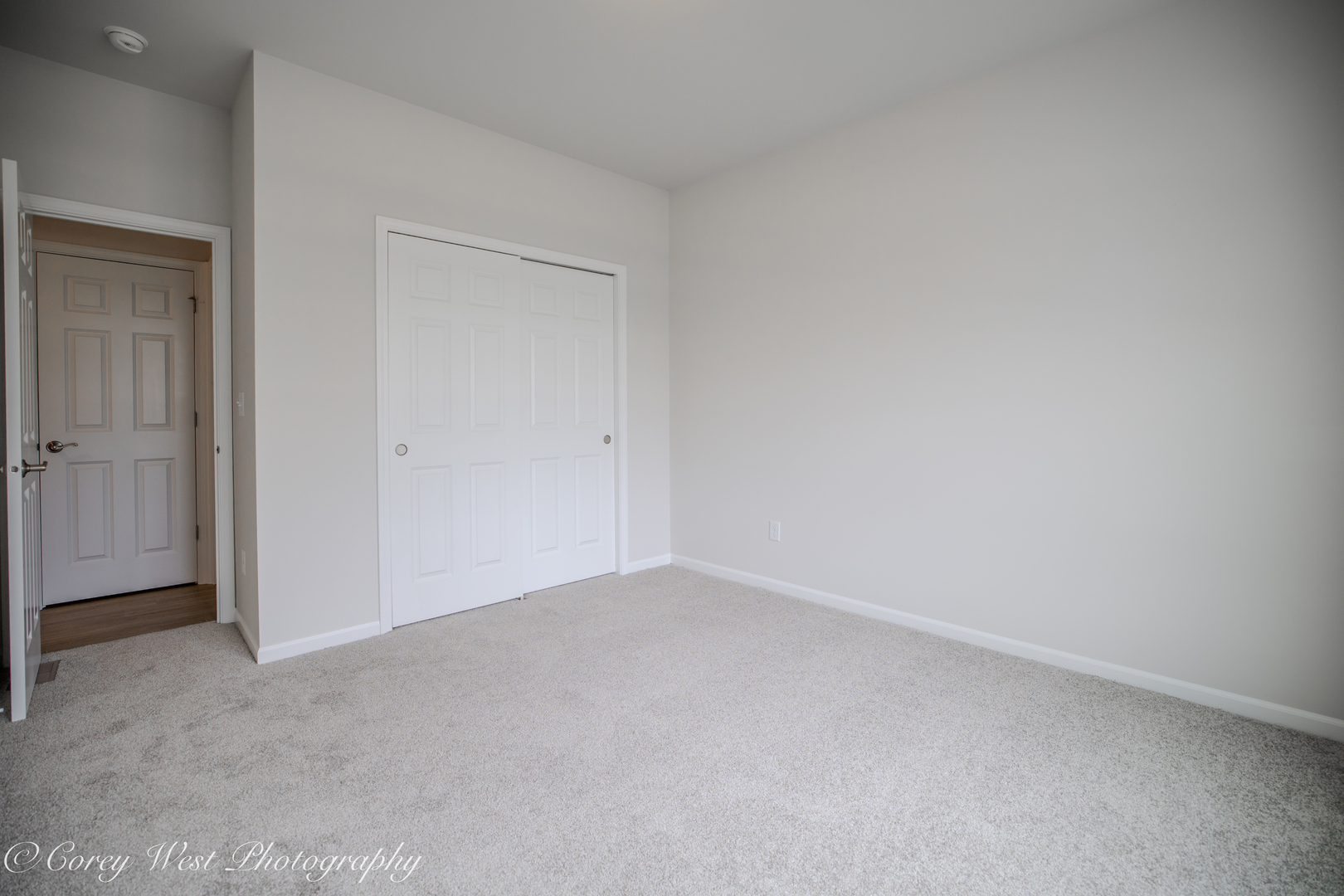 347 N Aspen Drive Property Photo 8