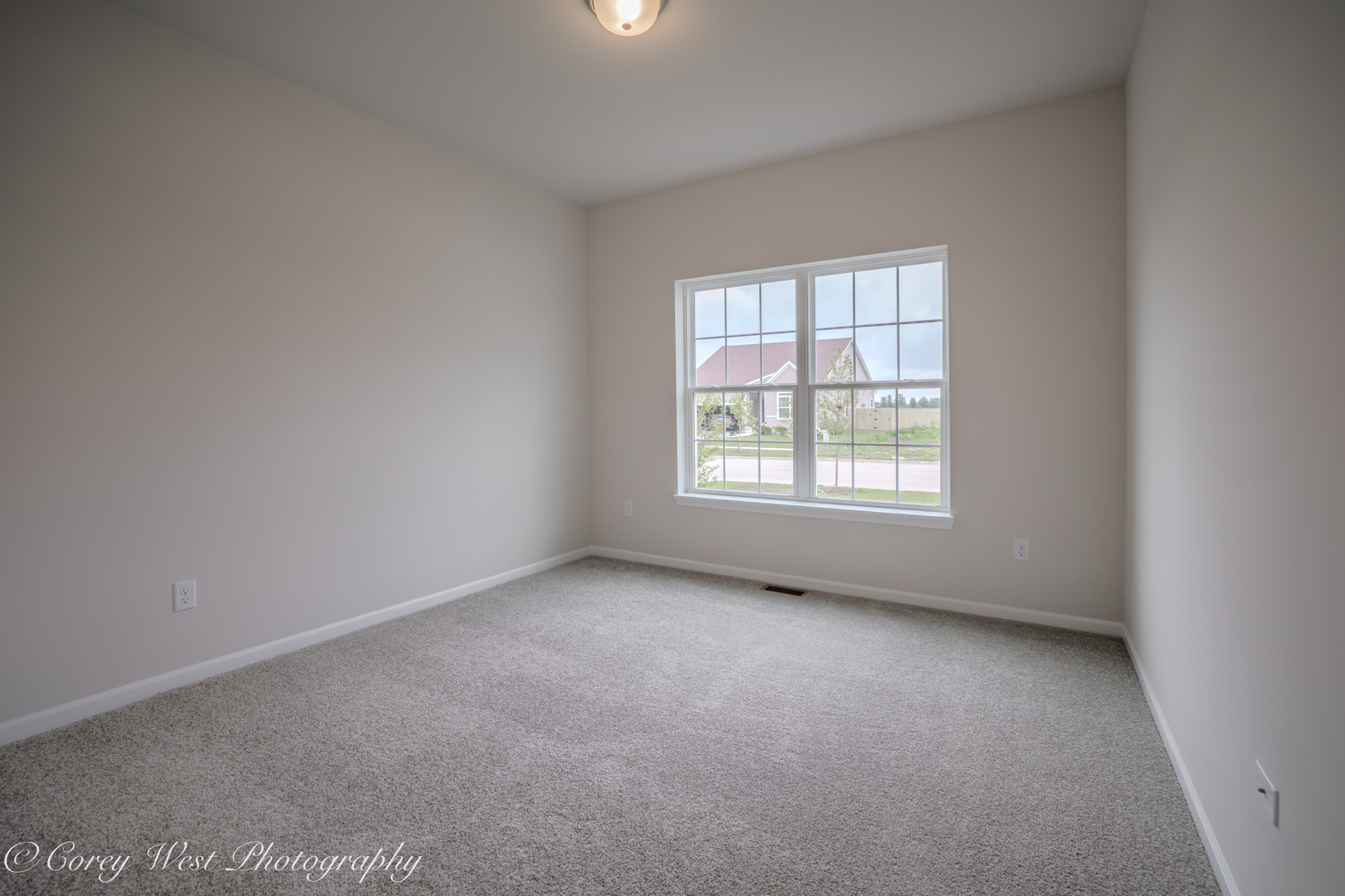 347 N Aspen Drive Property Photo 9