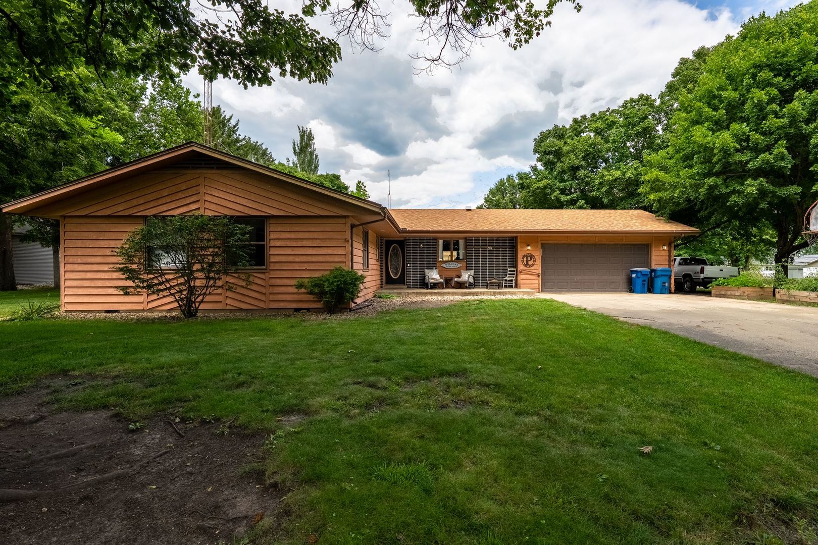 204 E Koopman Drive Property Photo 27
