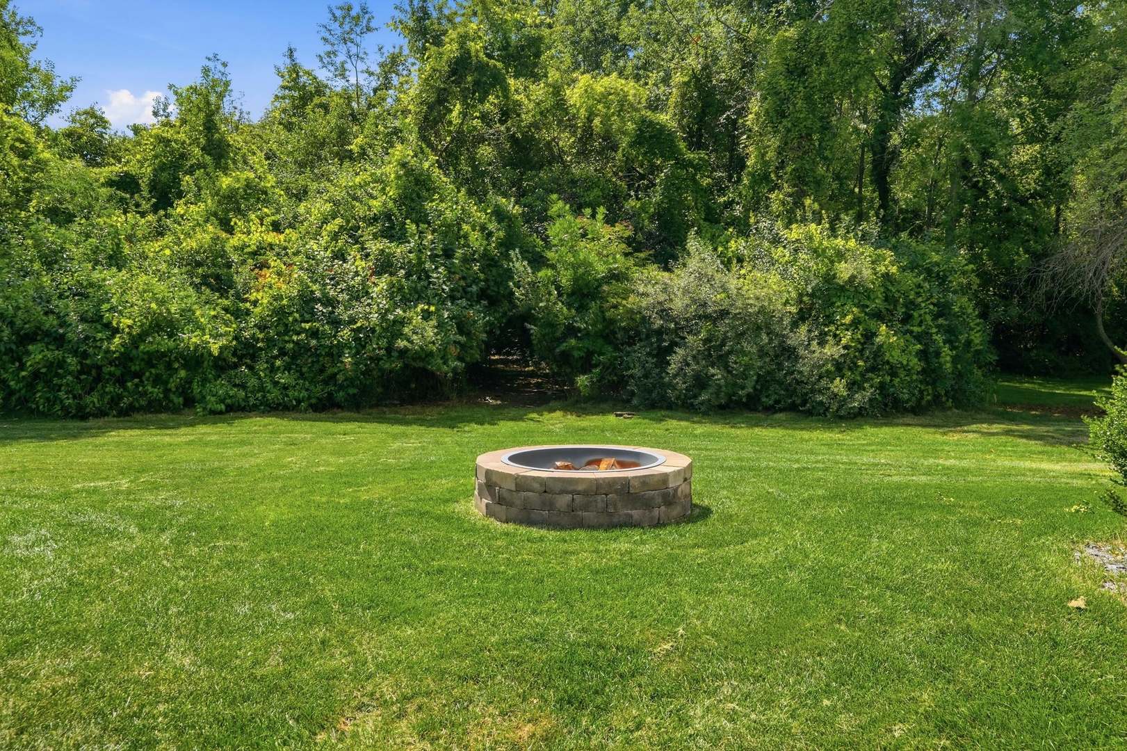 10626 Erie Drive Property Photo 47
