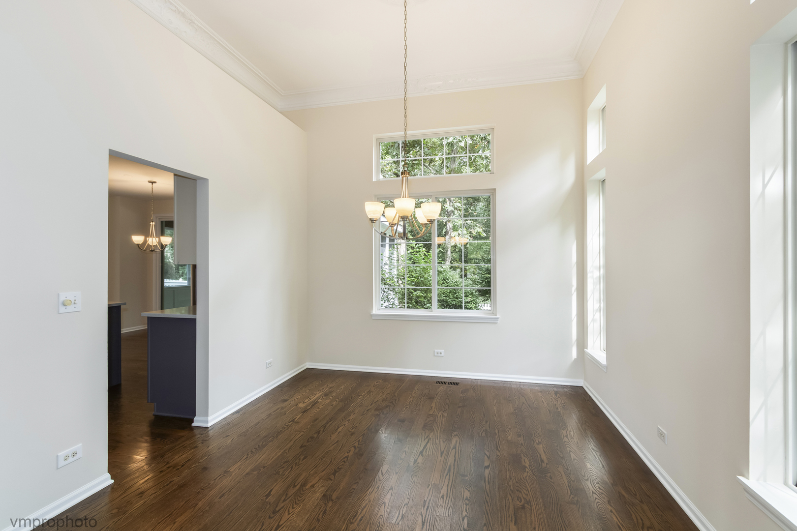 1428 Somerset Court Property Photo 13