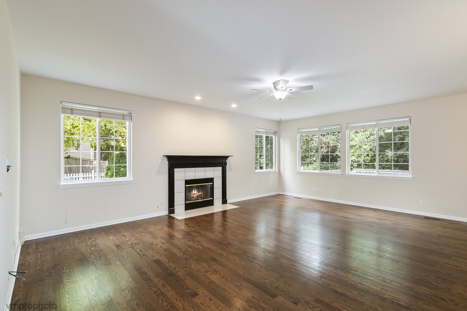 1428 Somerset Court Property Photo 23
