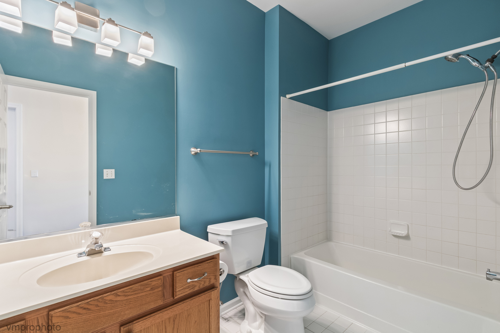 1428 Somerset Court Property Photo 26