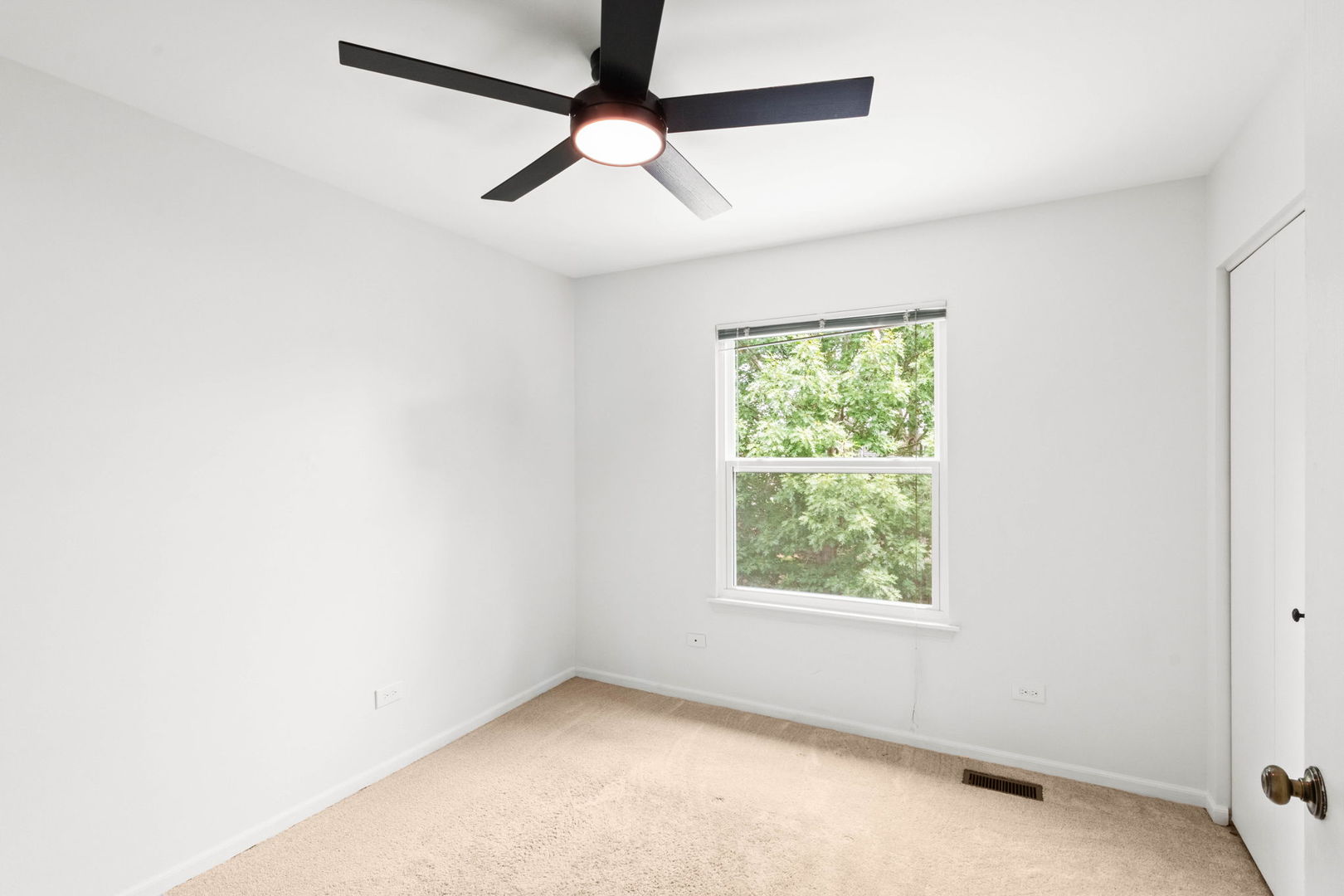 912 Matthew Court Property Photo 30