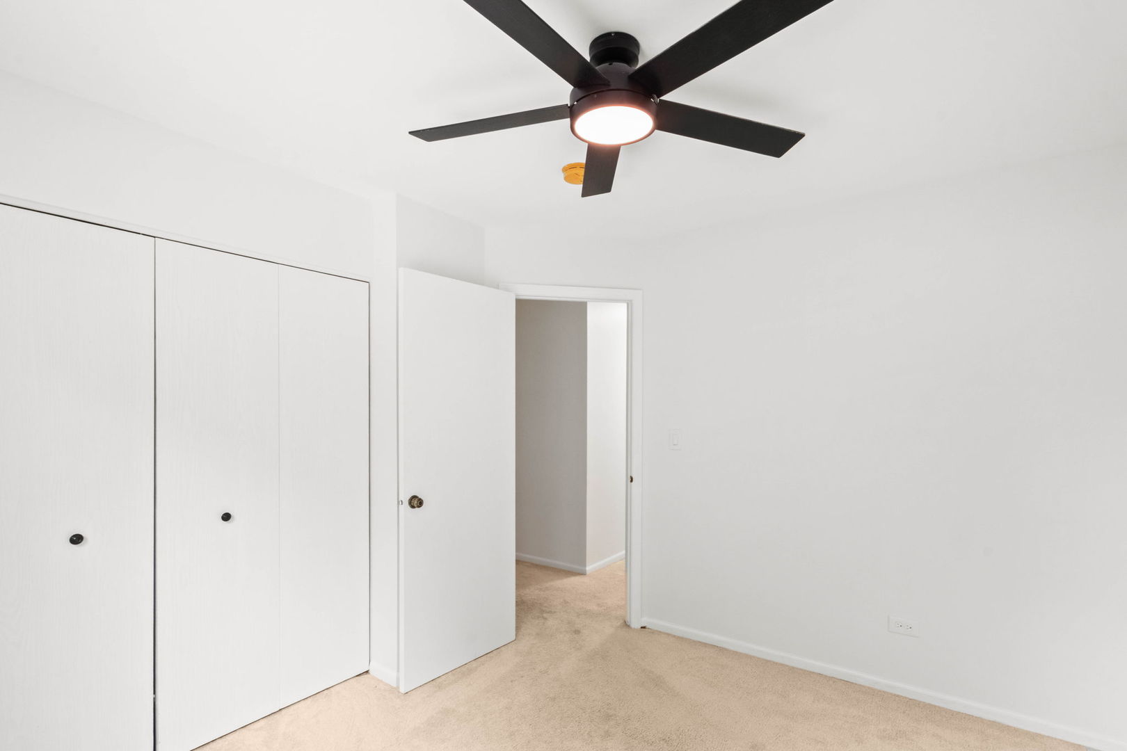 912 Matthew Court Property Photo 32