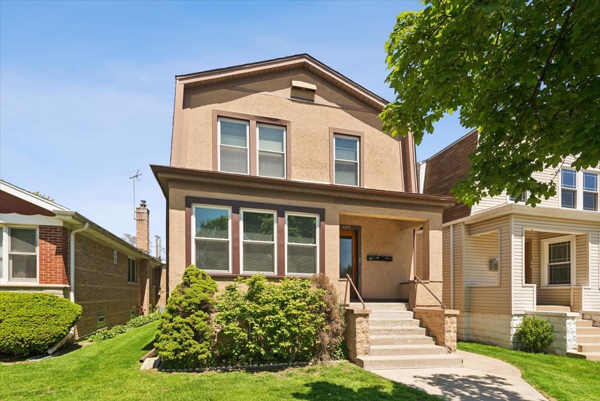 4854 W Winnemac Avenue Property Photo 1