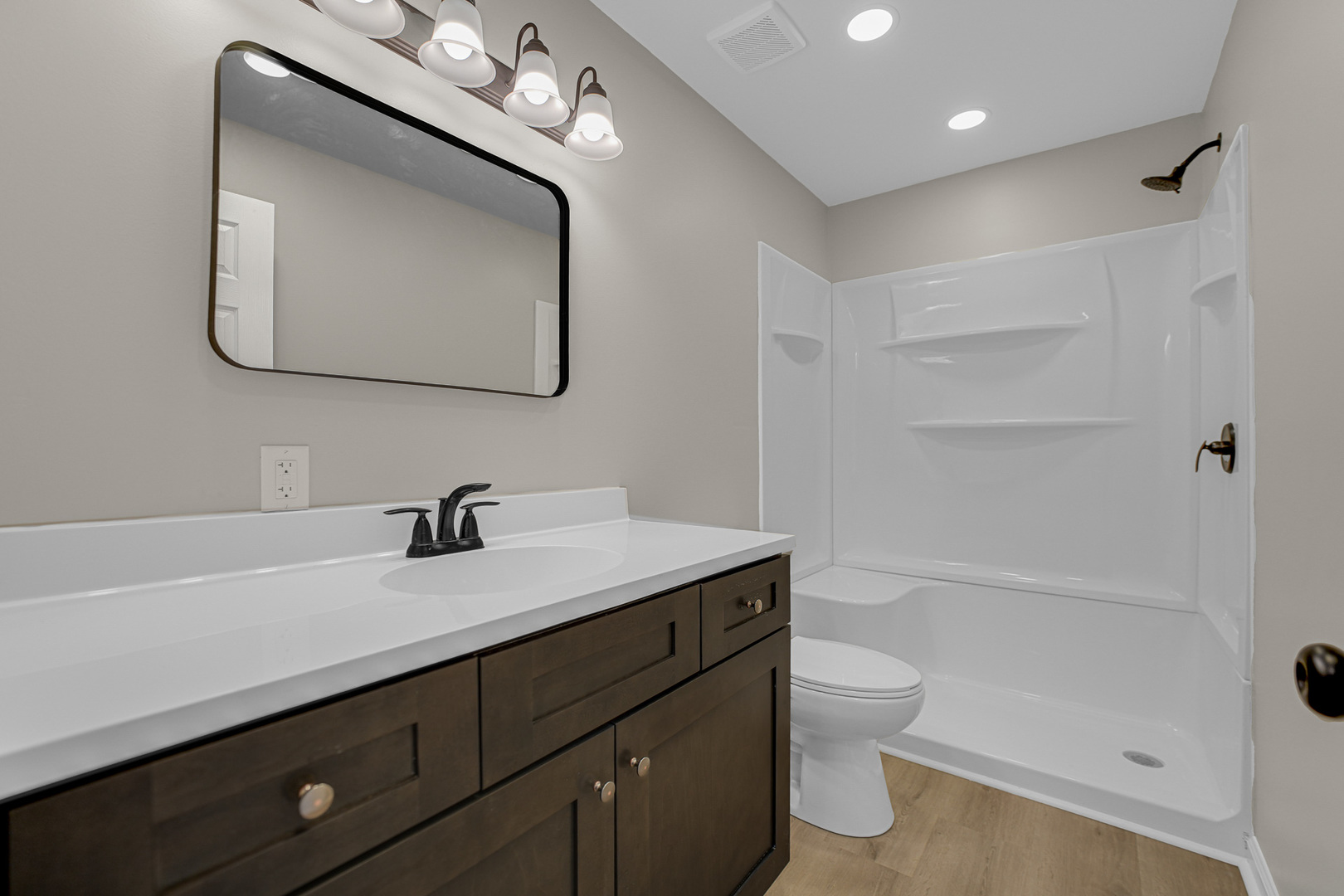12155 E Gregg Boulevard Property Photo 14