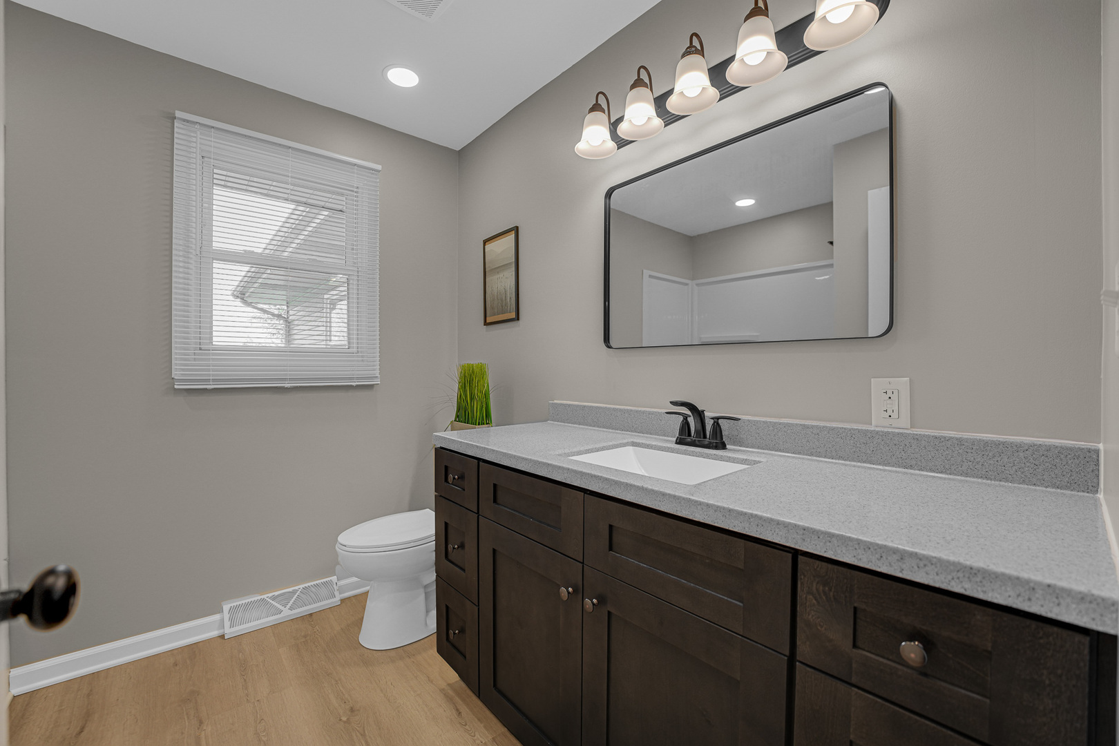 12155 E Gregg Boulevard Property Photo 16