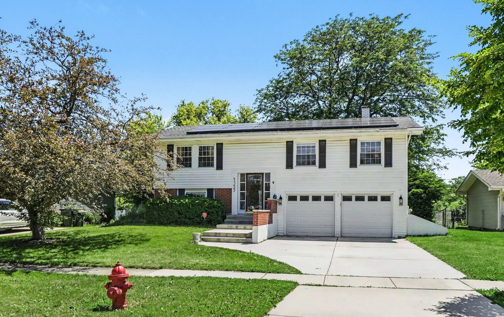 1355 Devonshire Lane Property Photo 1