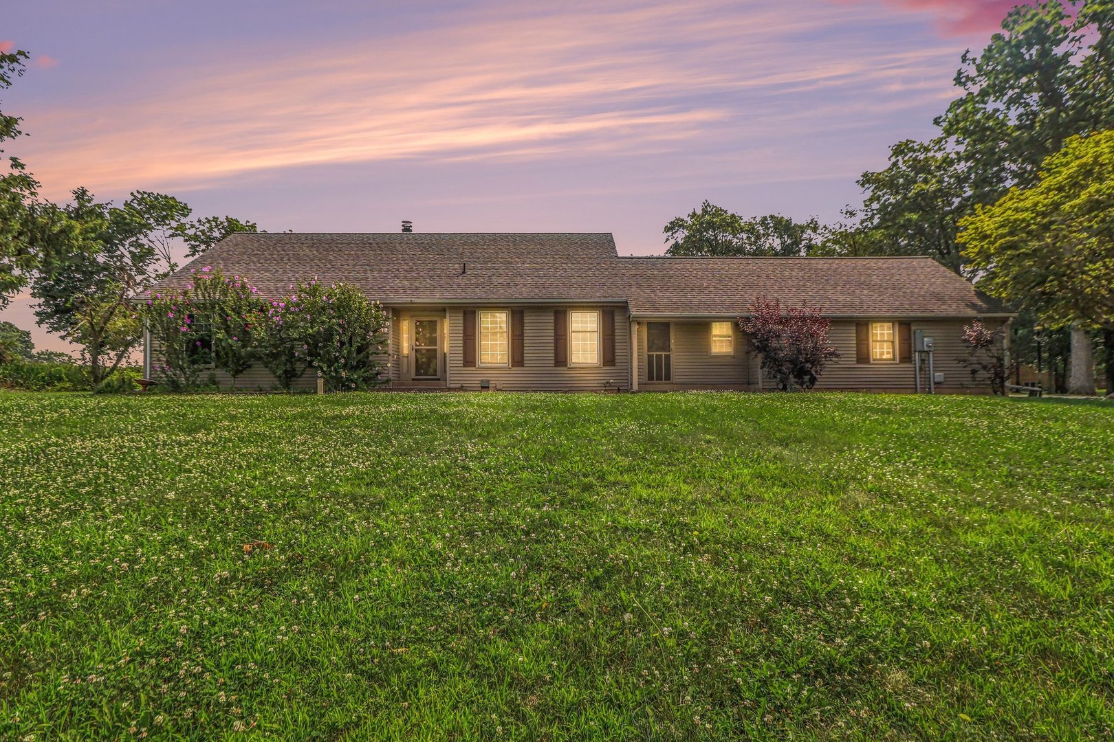 11 S Sager Road Property Photo 1