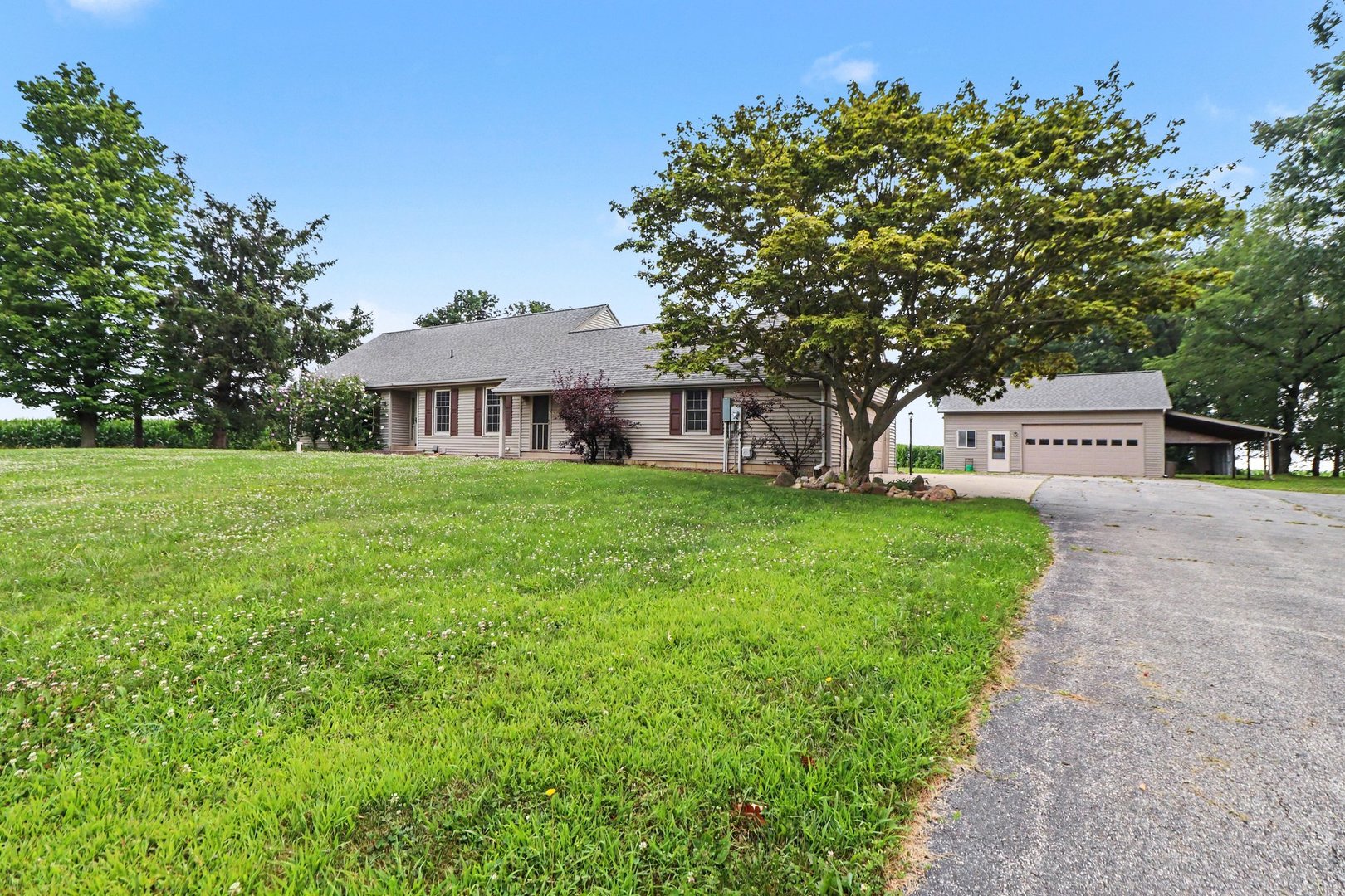 11 S Sager Road Property Photo 3