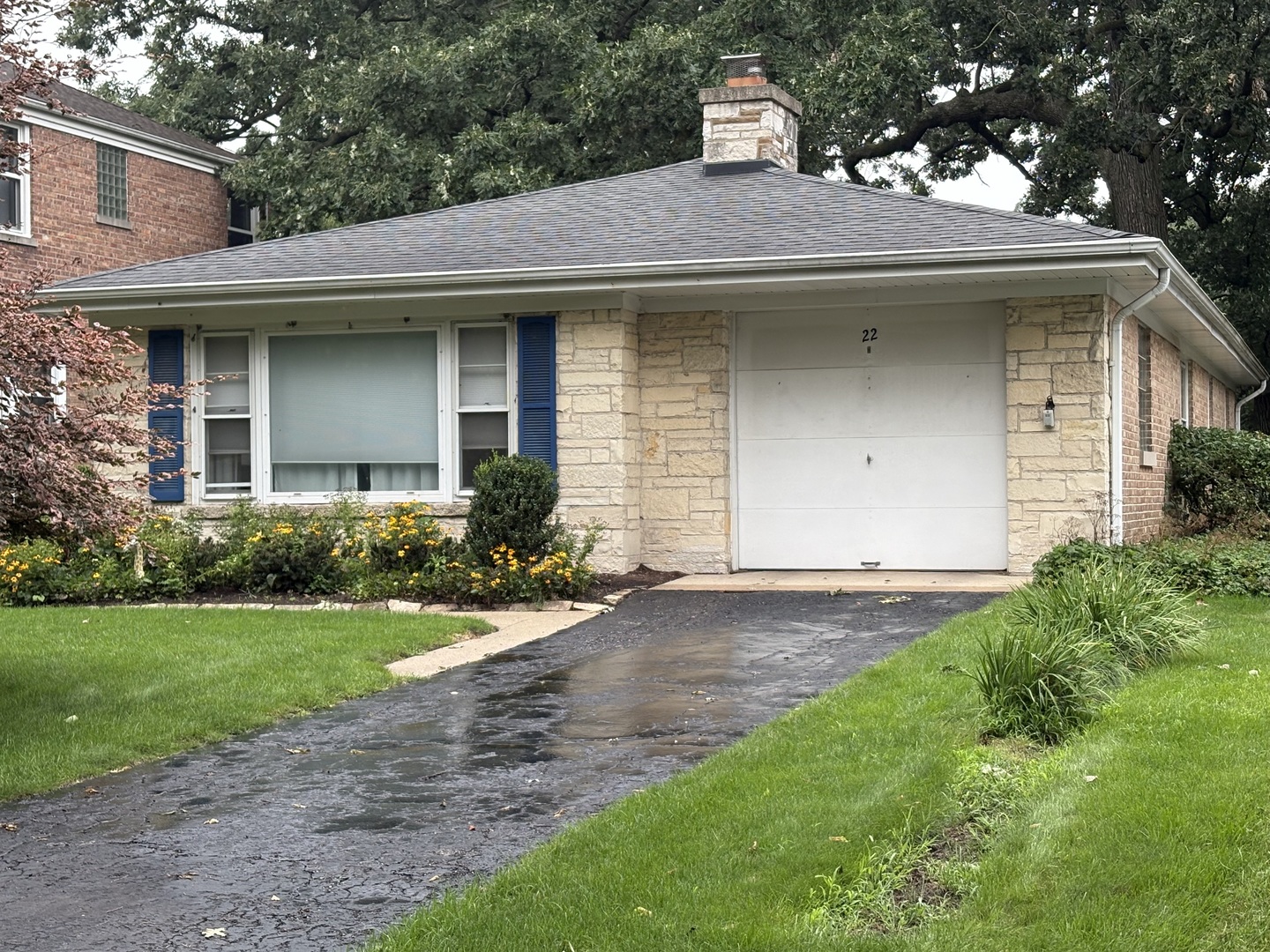 22 GALE Avenue Property Photo 1