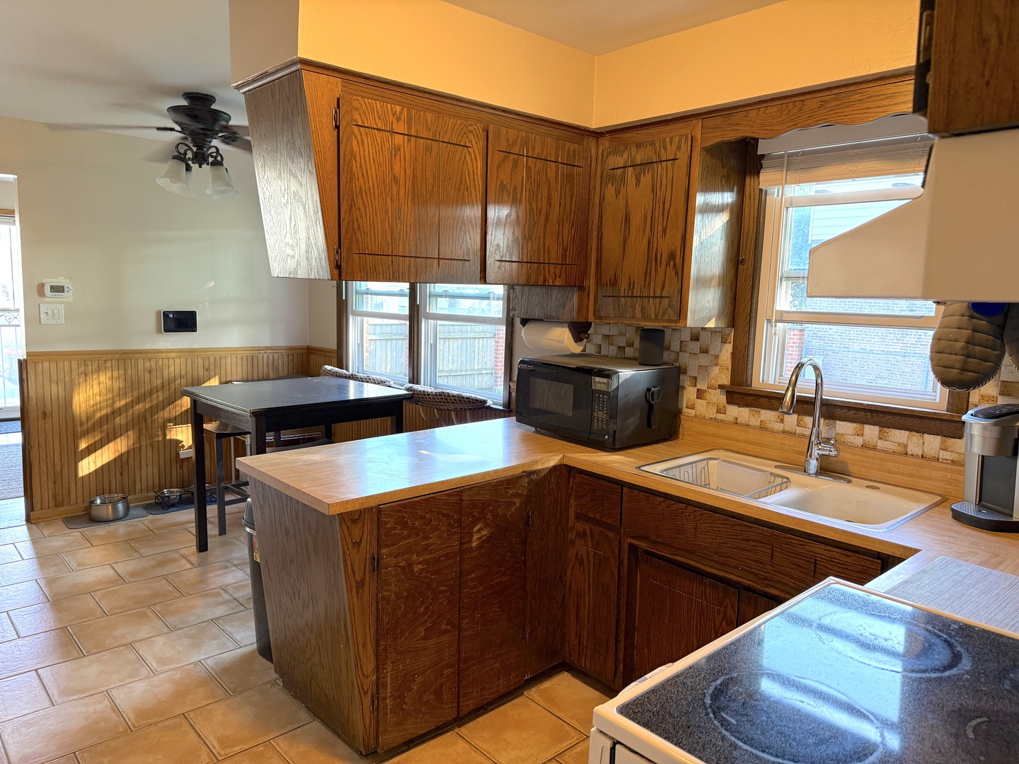 2706 S Hillock Avenue Property Photo 7