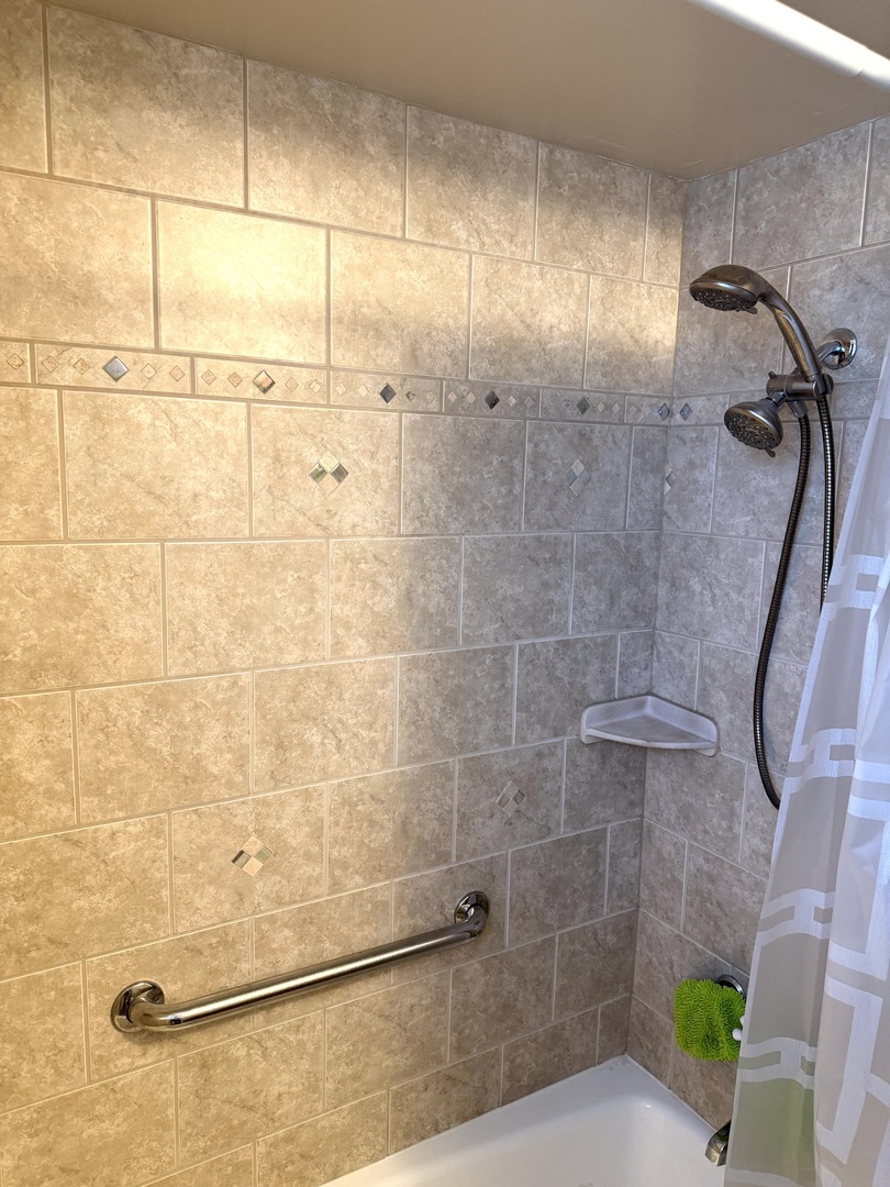 2706 S Hillock Avenue Property Photo 14