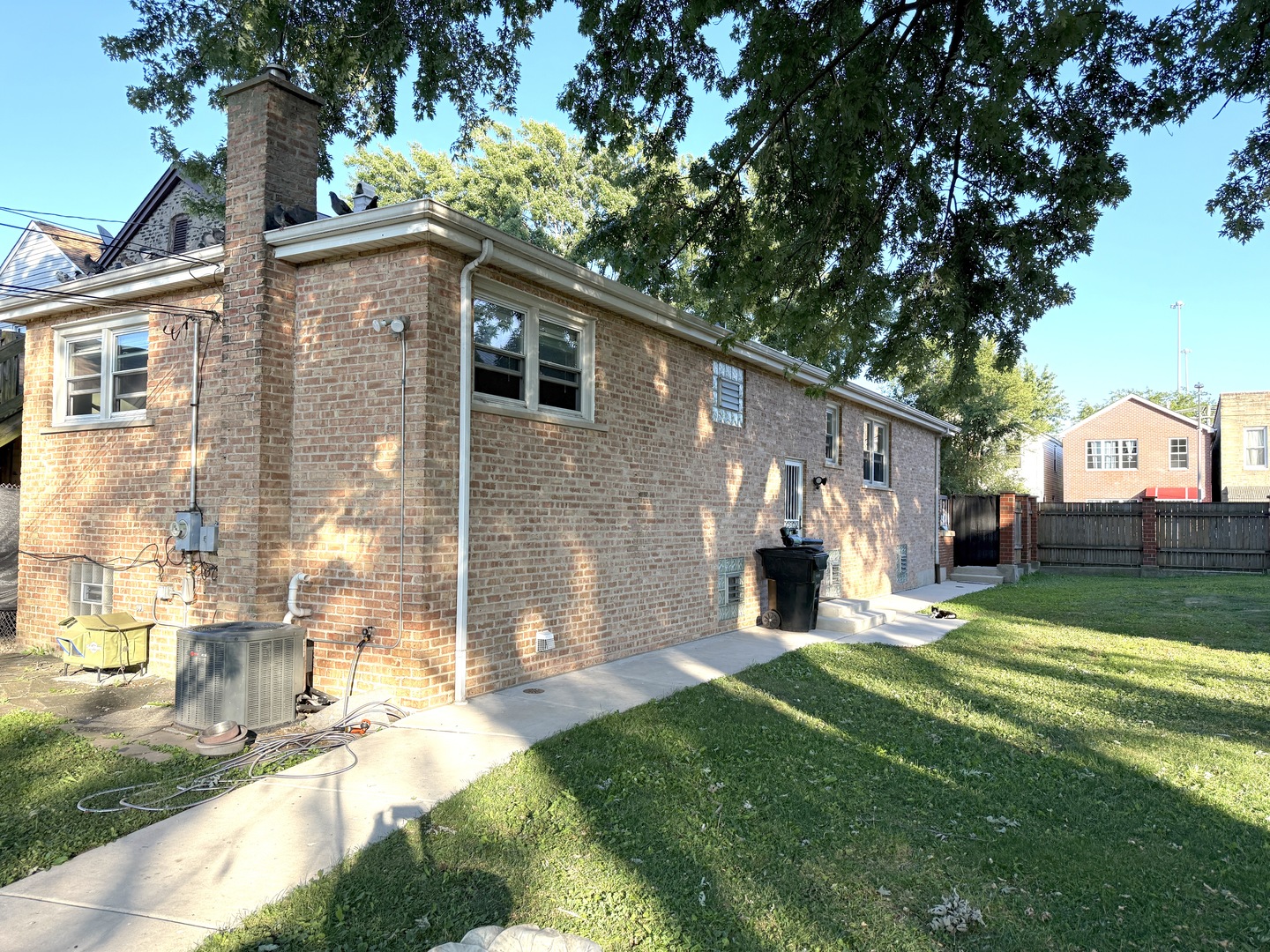 2706 S Hillock Avenue Property Photo 32