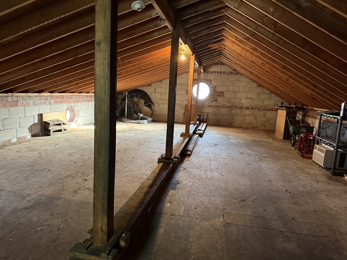 2706 S Hillock Avenue Property Photo 37