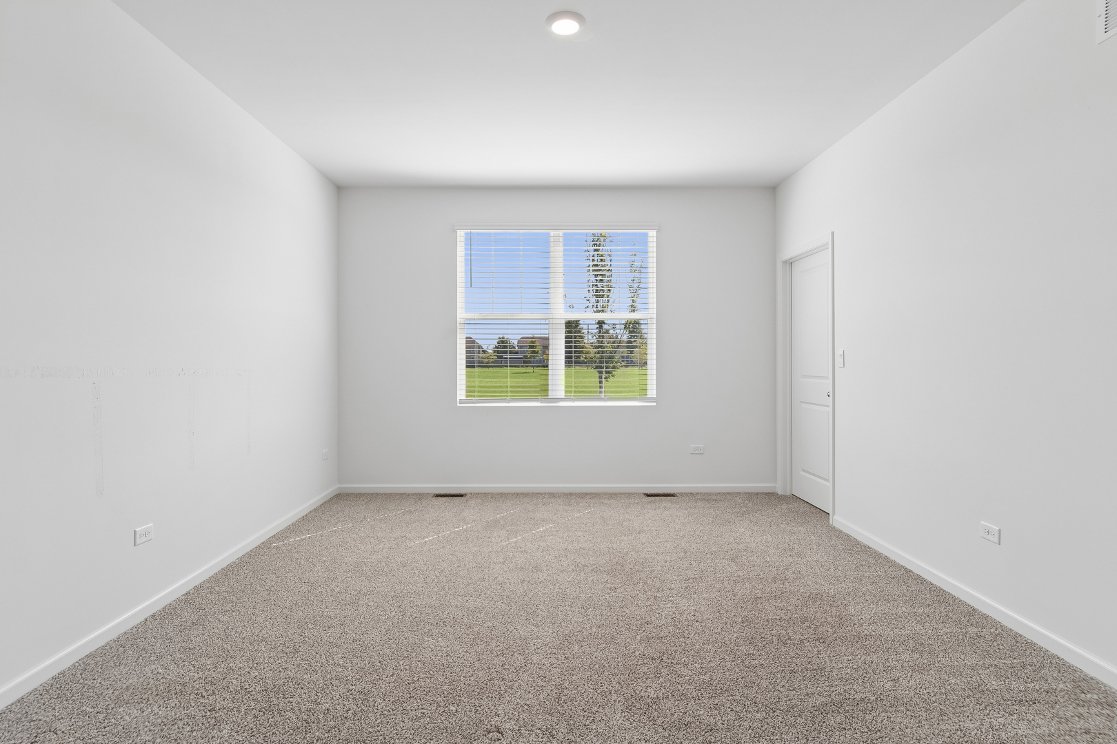 14723 S Greenbriar Drive Property Photo 13