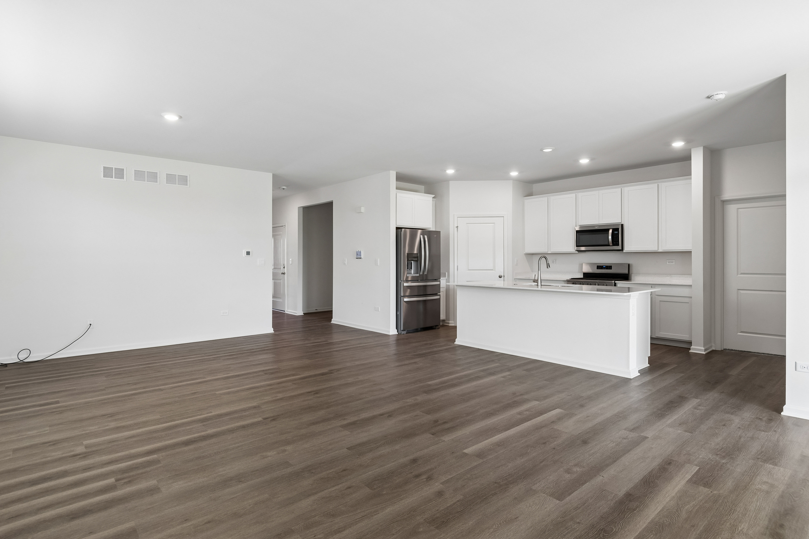 14723 S Greenbriar Drive Property Photo 16