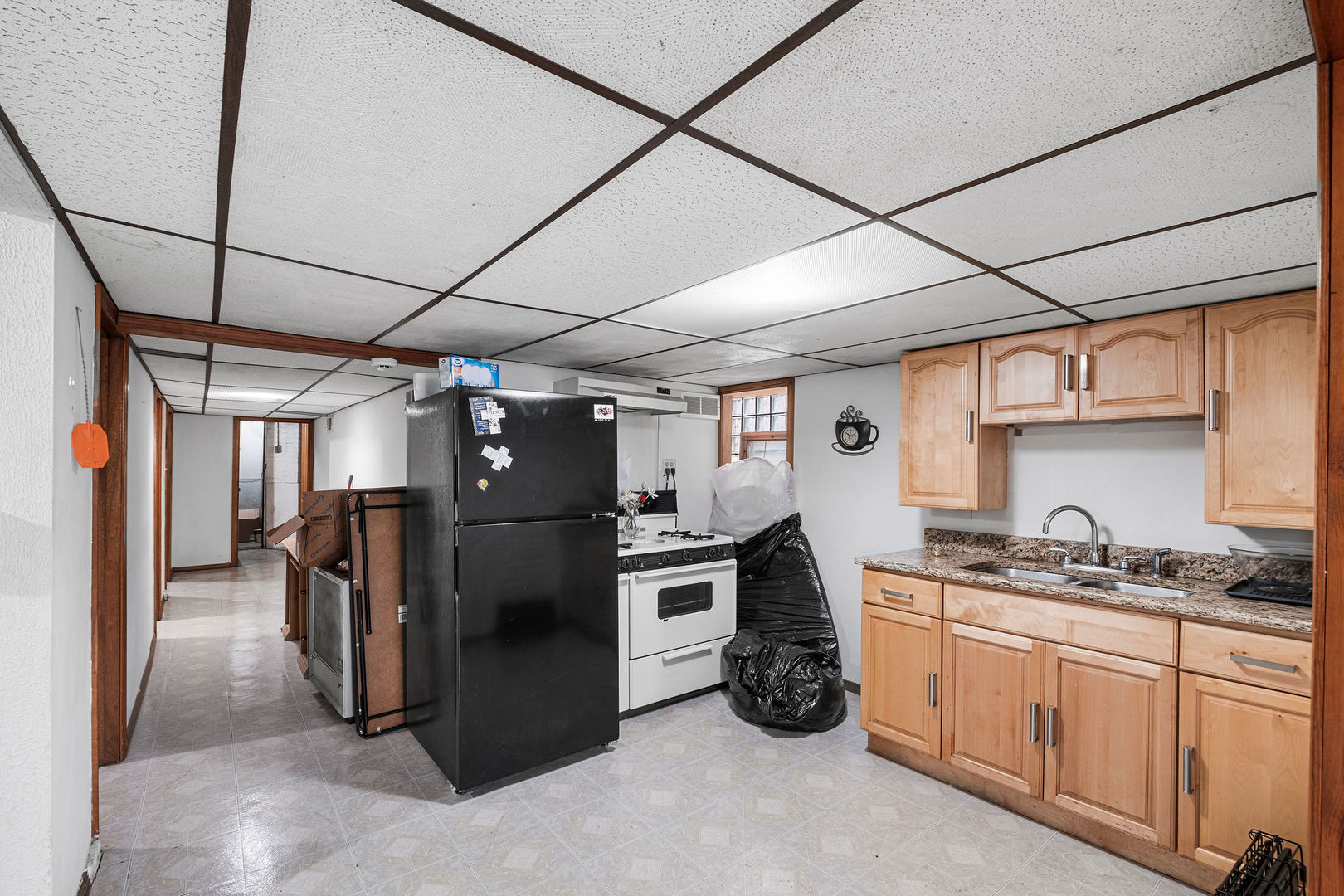 2019 N Leclaire Avenue Property Photo 9