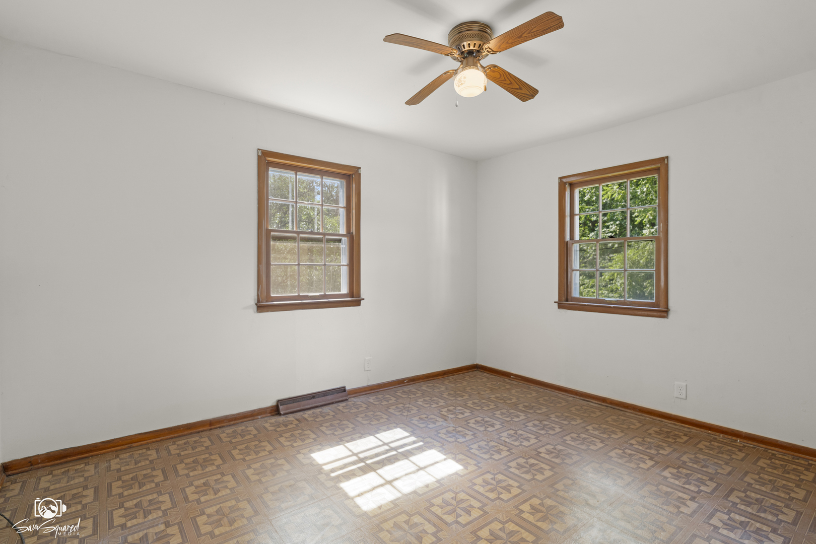 2103 Maple Road Property Photo 22
